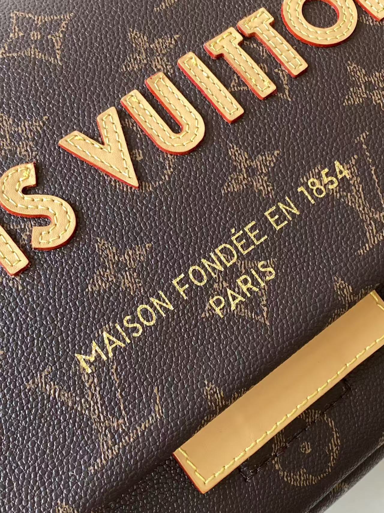 Louis Vuitton Messenger Bag Cow Leather M-l-s