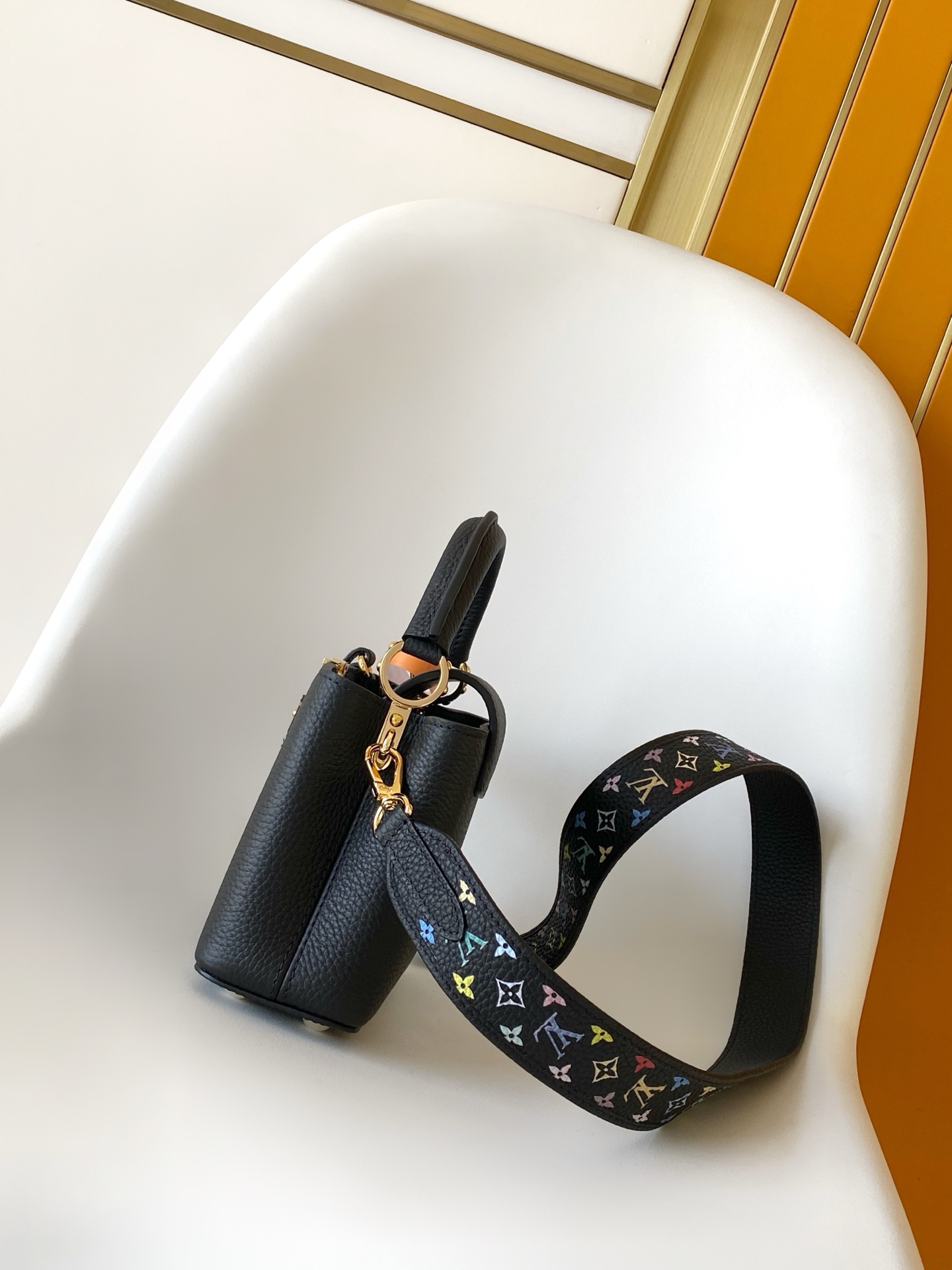 Louis Vuitton Basic Bag Cow Leather Black M-l-s