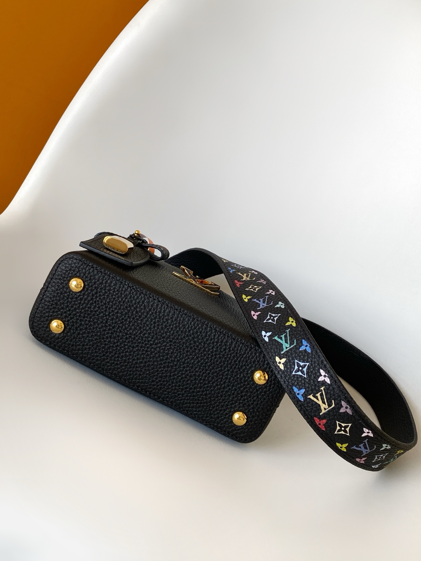 Louis Vuitton Basic Bag Cow Leather Black M-l-s