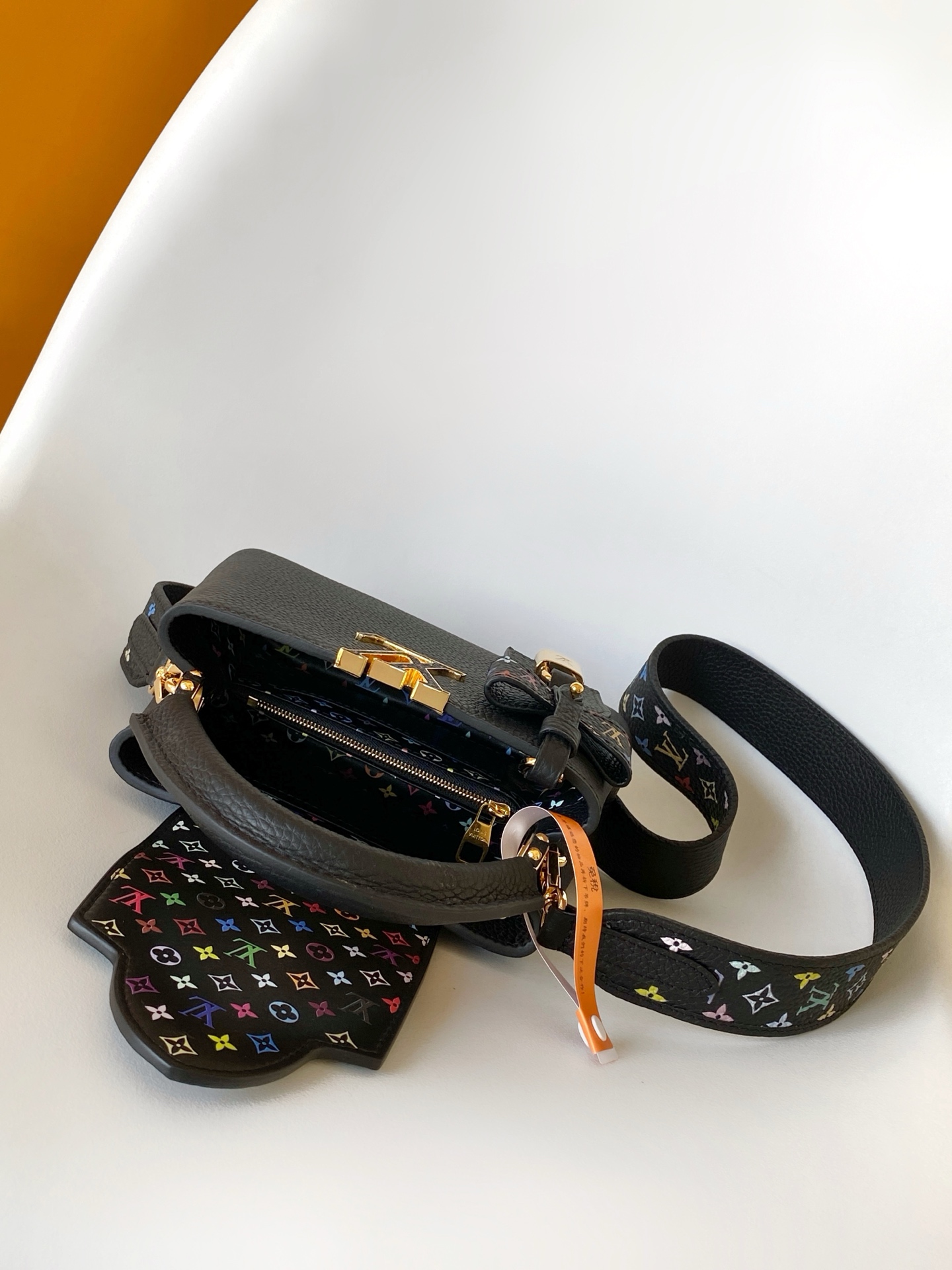 Louis Vuitton Basic Bag Cow Leather Black M-l-s