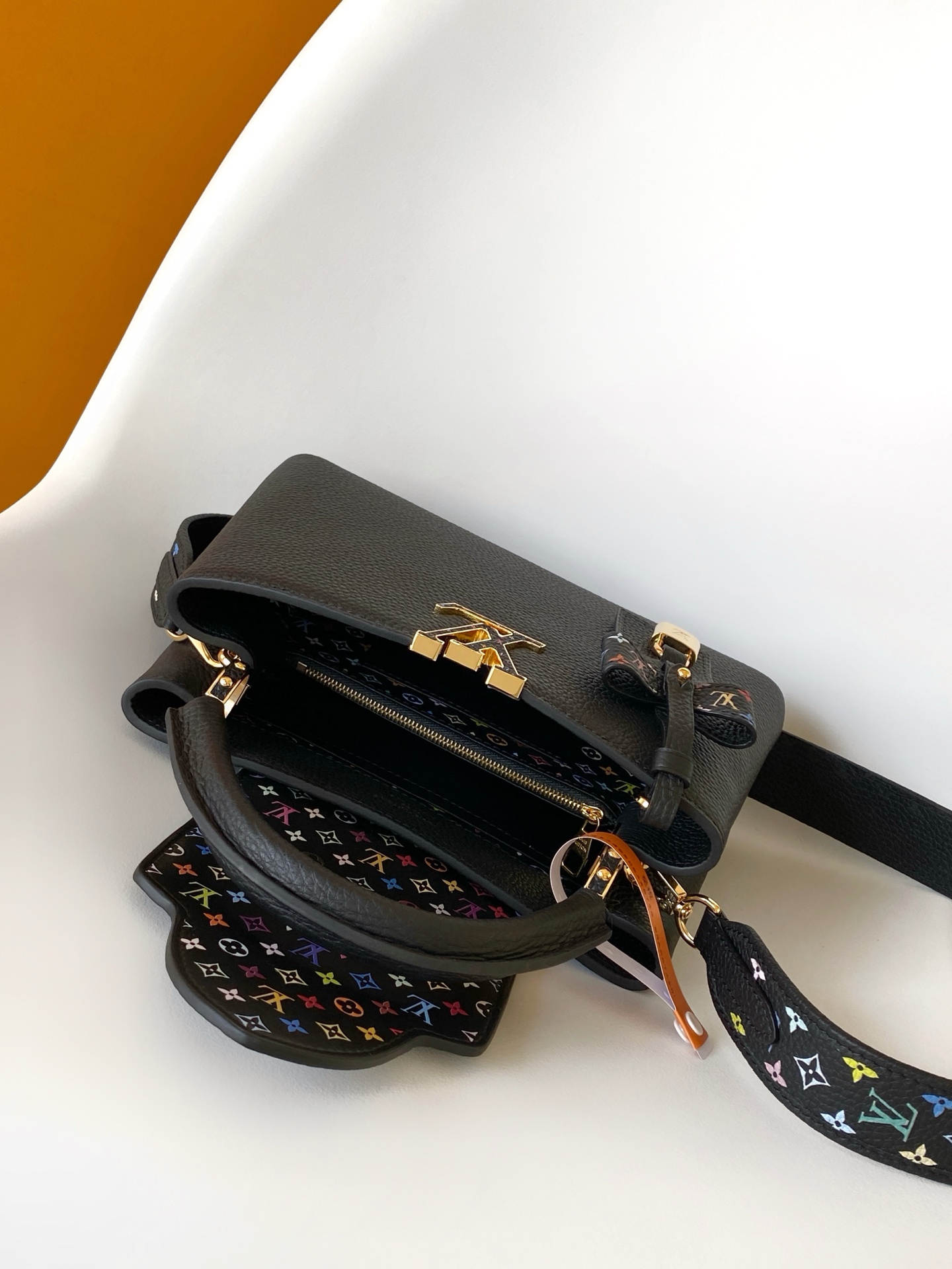 Louis Vuitton Basic Bag Cow Leather Black M-l-s