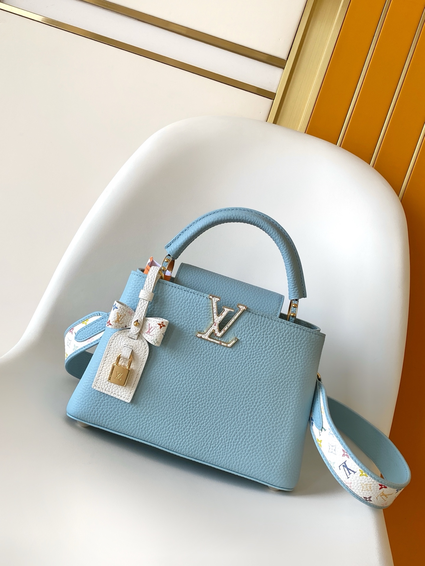 Louis Vuitton Basic Bag Cow Leather Black M-l-s