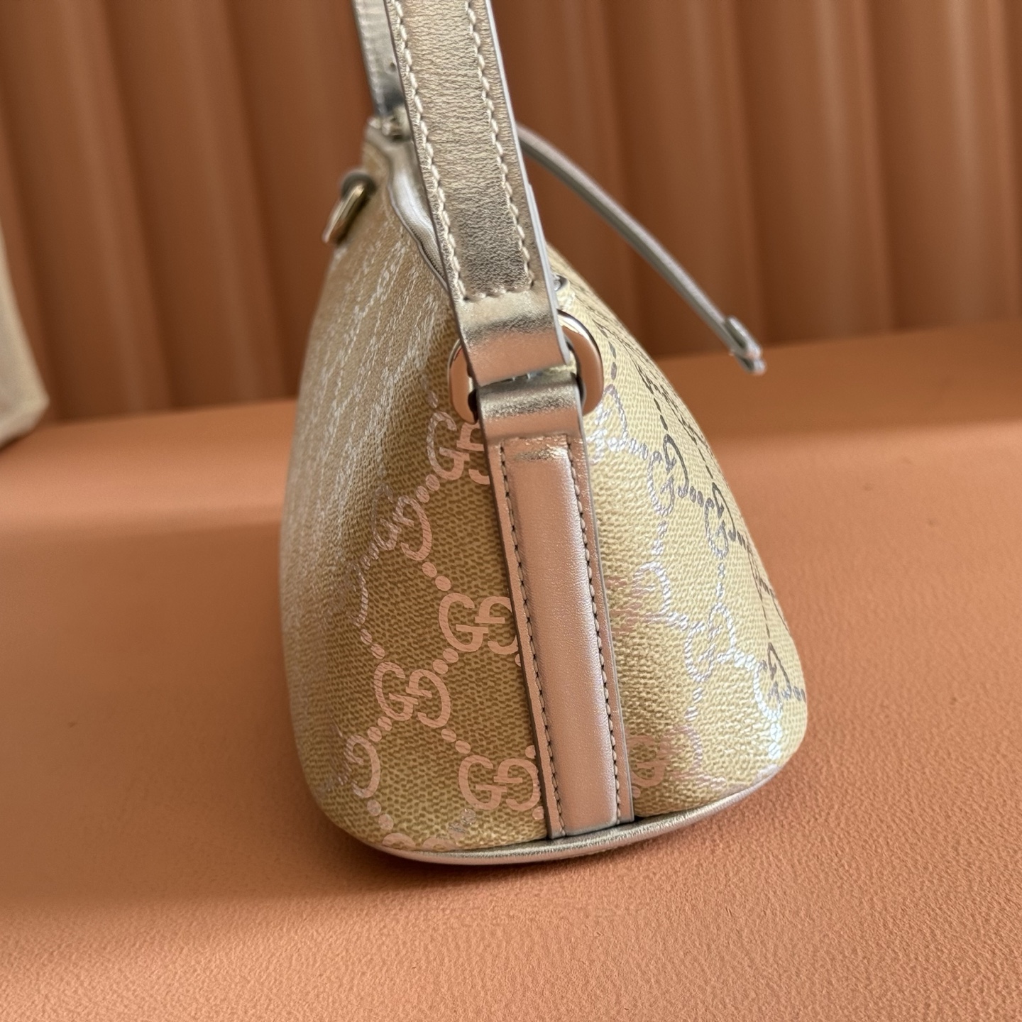 Gucci Shoulder Bag Brown M-l