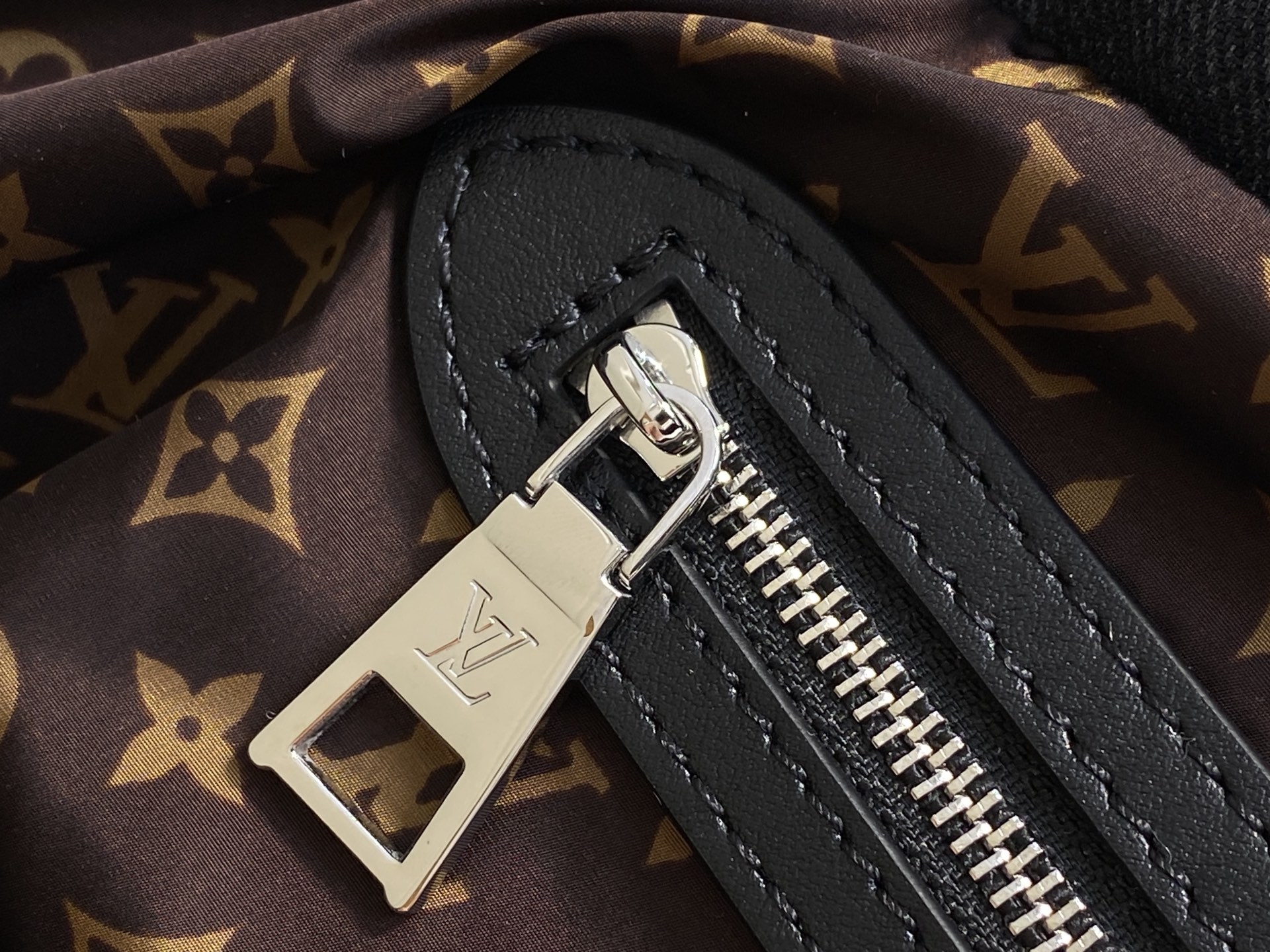 Louis Vuitton Tote Bag Nylon Black M-l-s