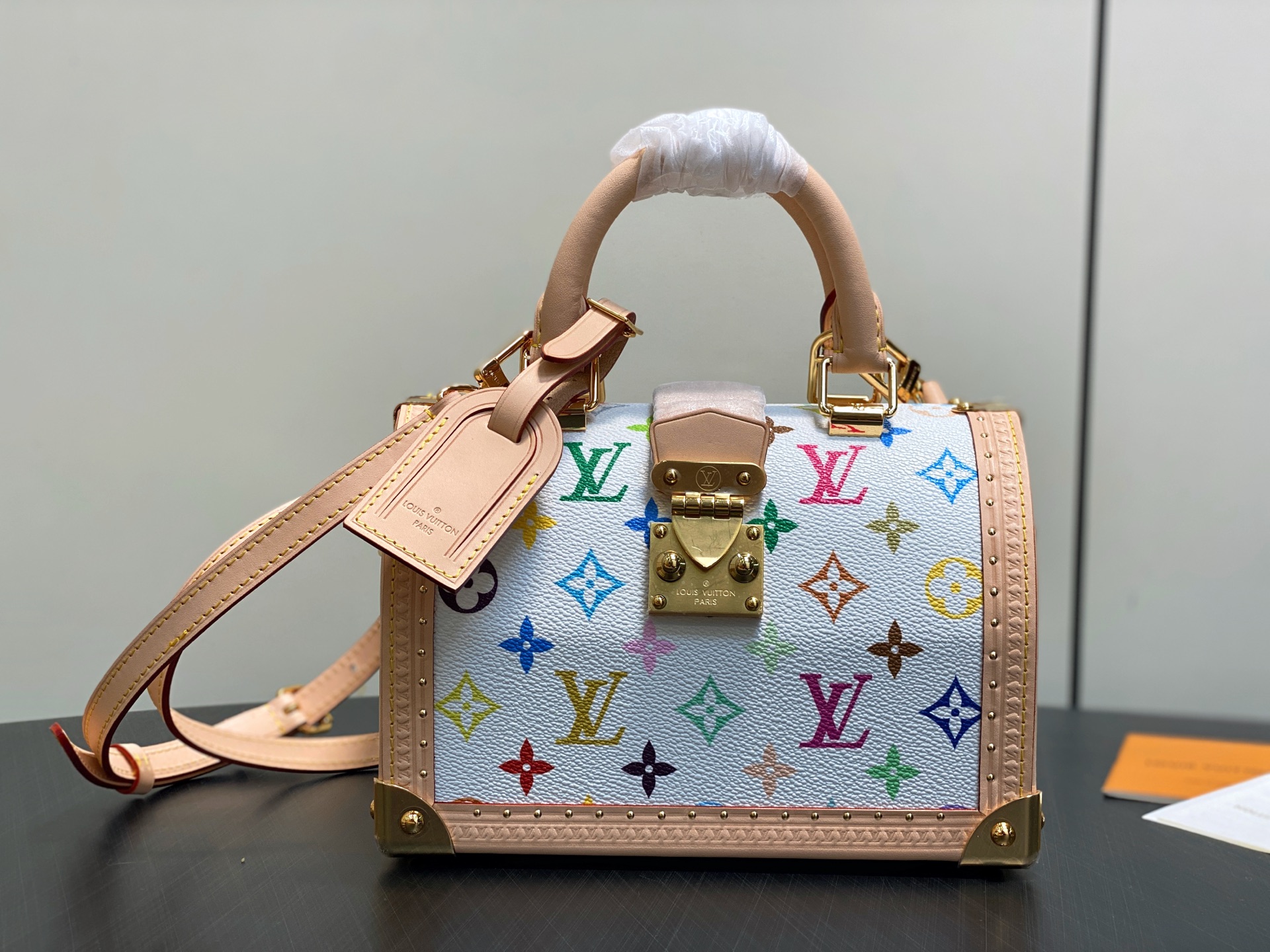 Louis Vuitton Basic Bag Cow Leather Gold M-l-s