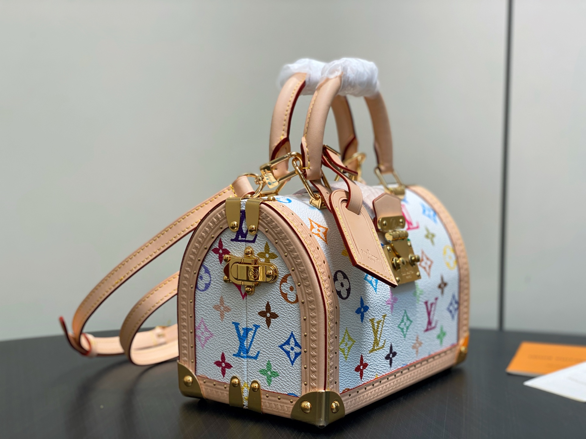 Louis Vuitton Basic Bag Cow Leather Gold M-l-s