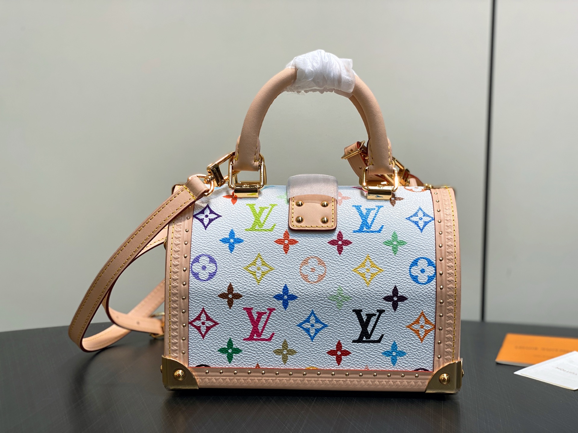 Louis Vuitton Basic Bag Cow Leather Gold M-l-s