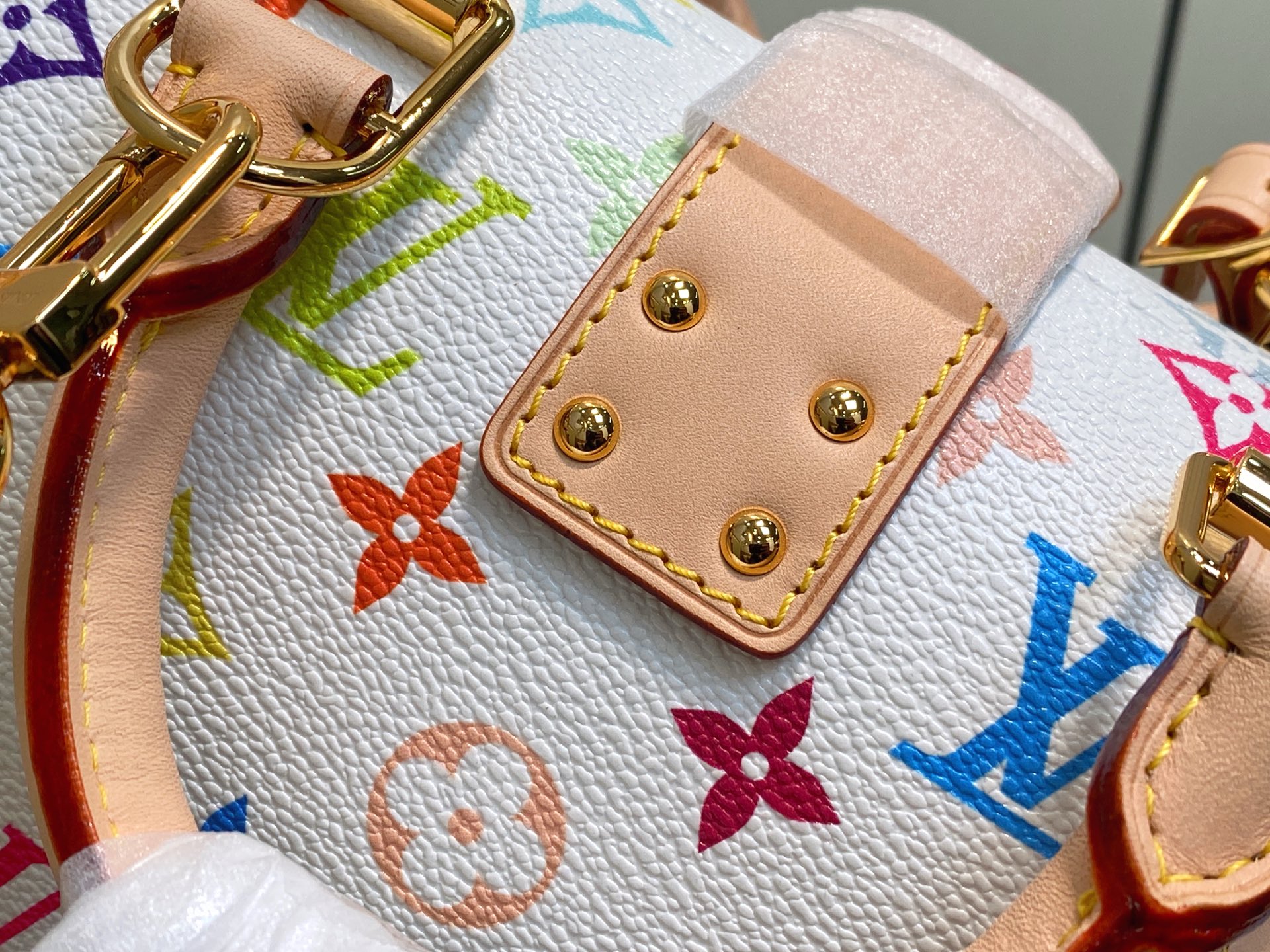 Louis Vuitton Basic Bag Cow Leather Gold M-l-s