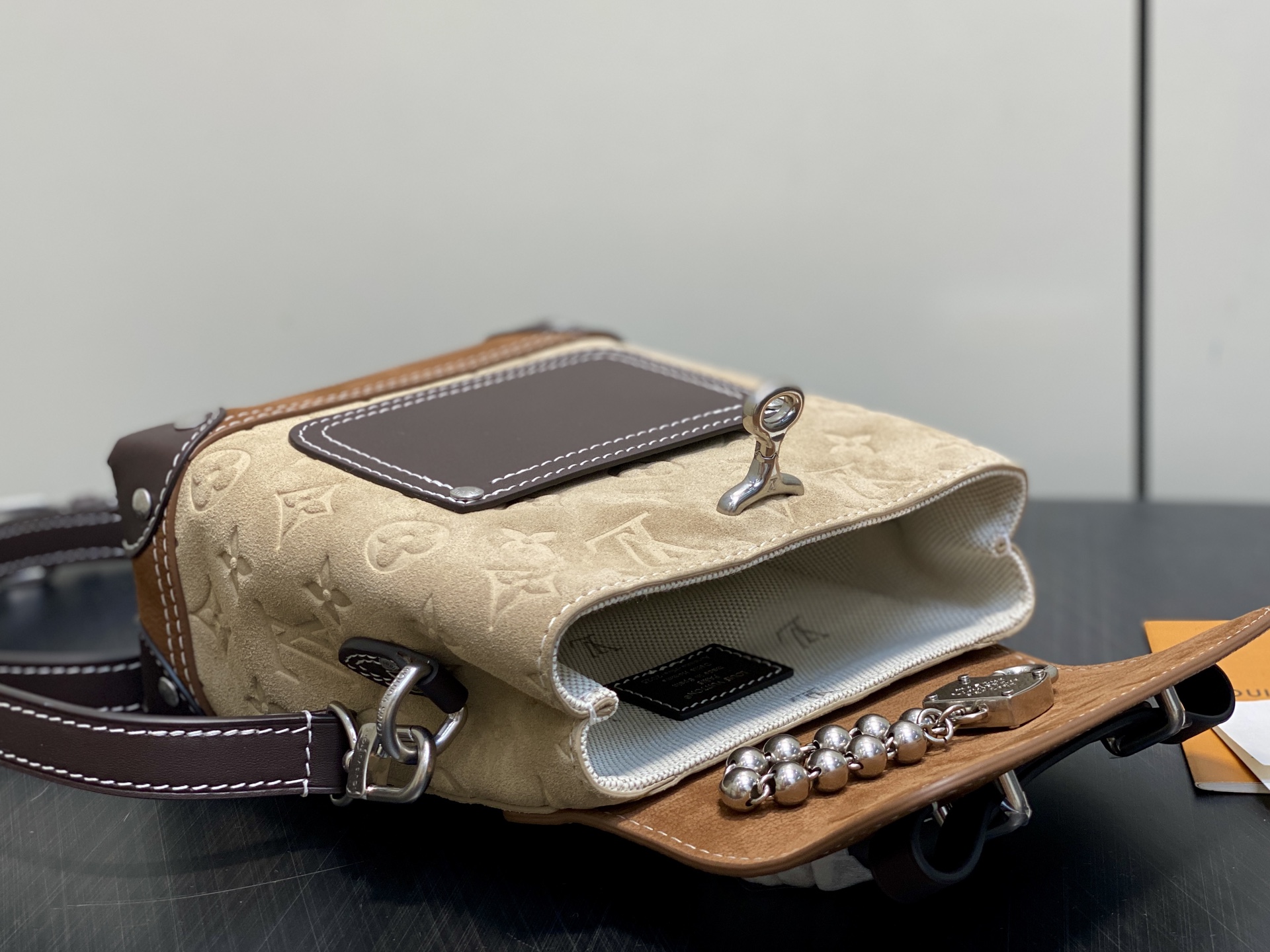 Louis Vuitton Crossbody Bag M-l-s