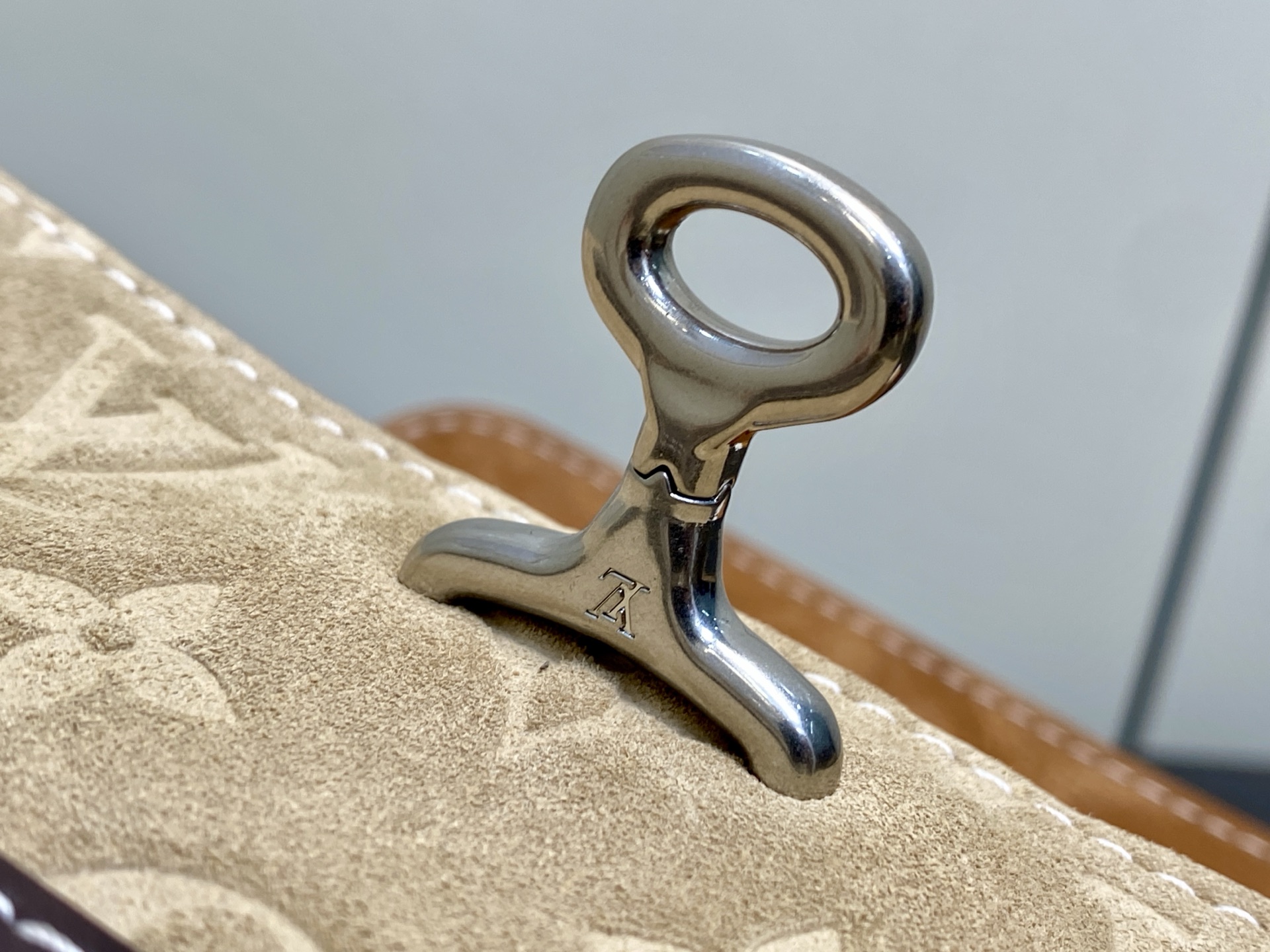 Louis Vuitton Crossbody Bag M-l-s