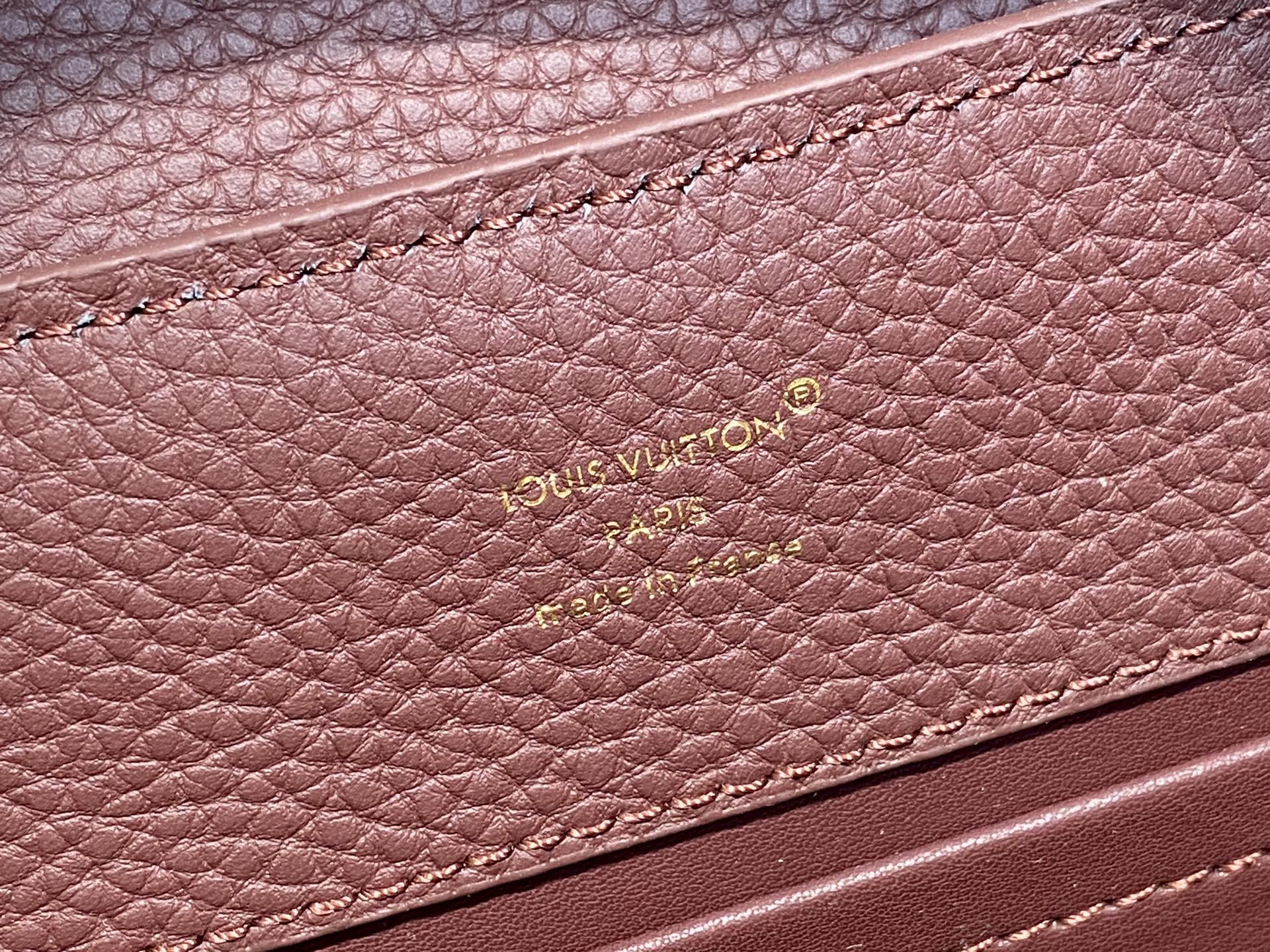 Louis Vuitton Basic Bag Gold M-l-s