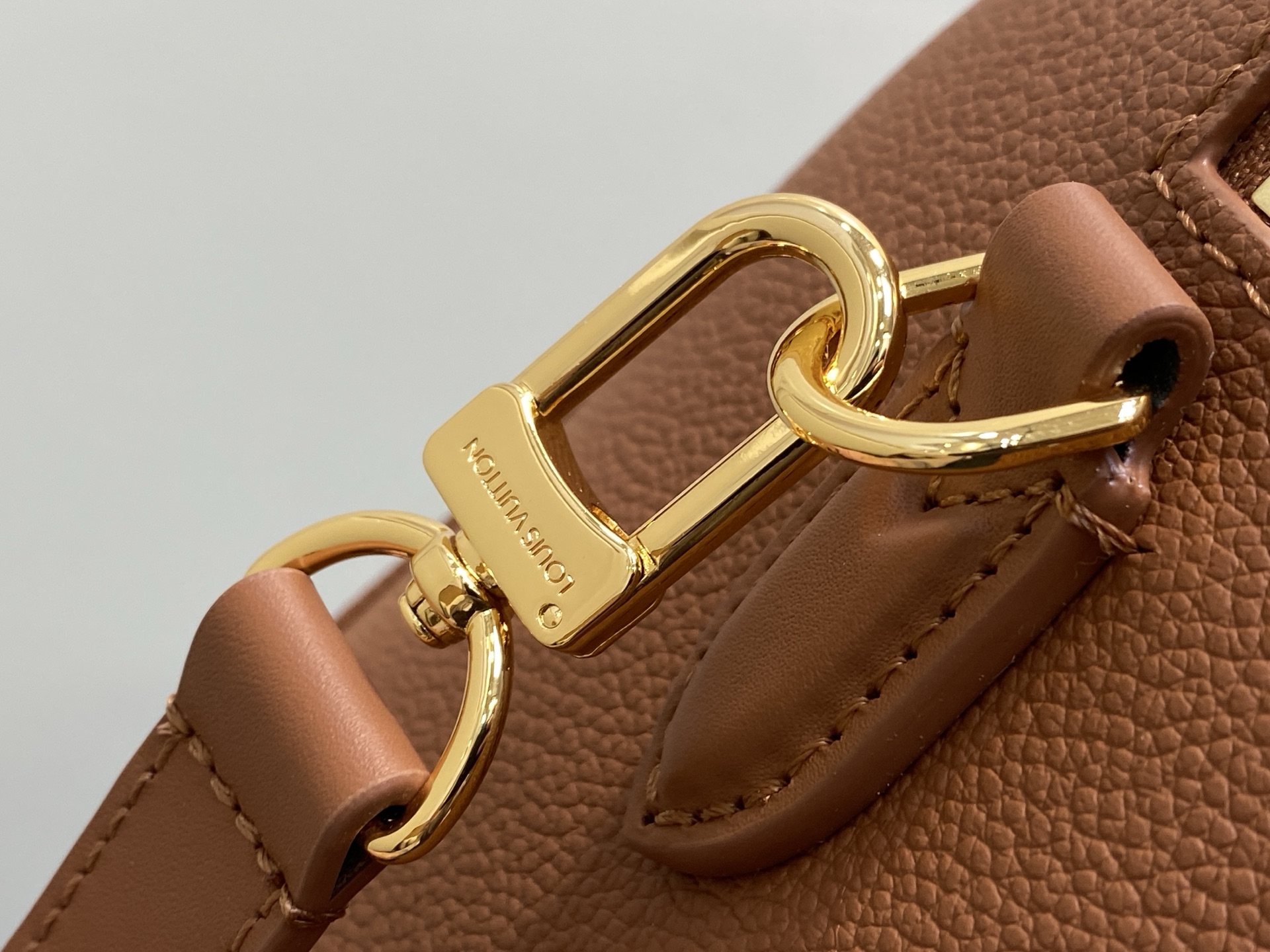 Louis Vuitton Basic Bag Brown M-l-s