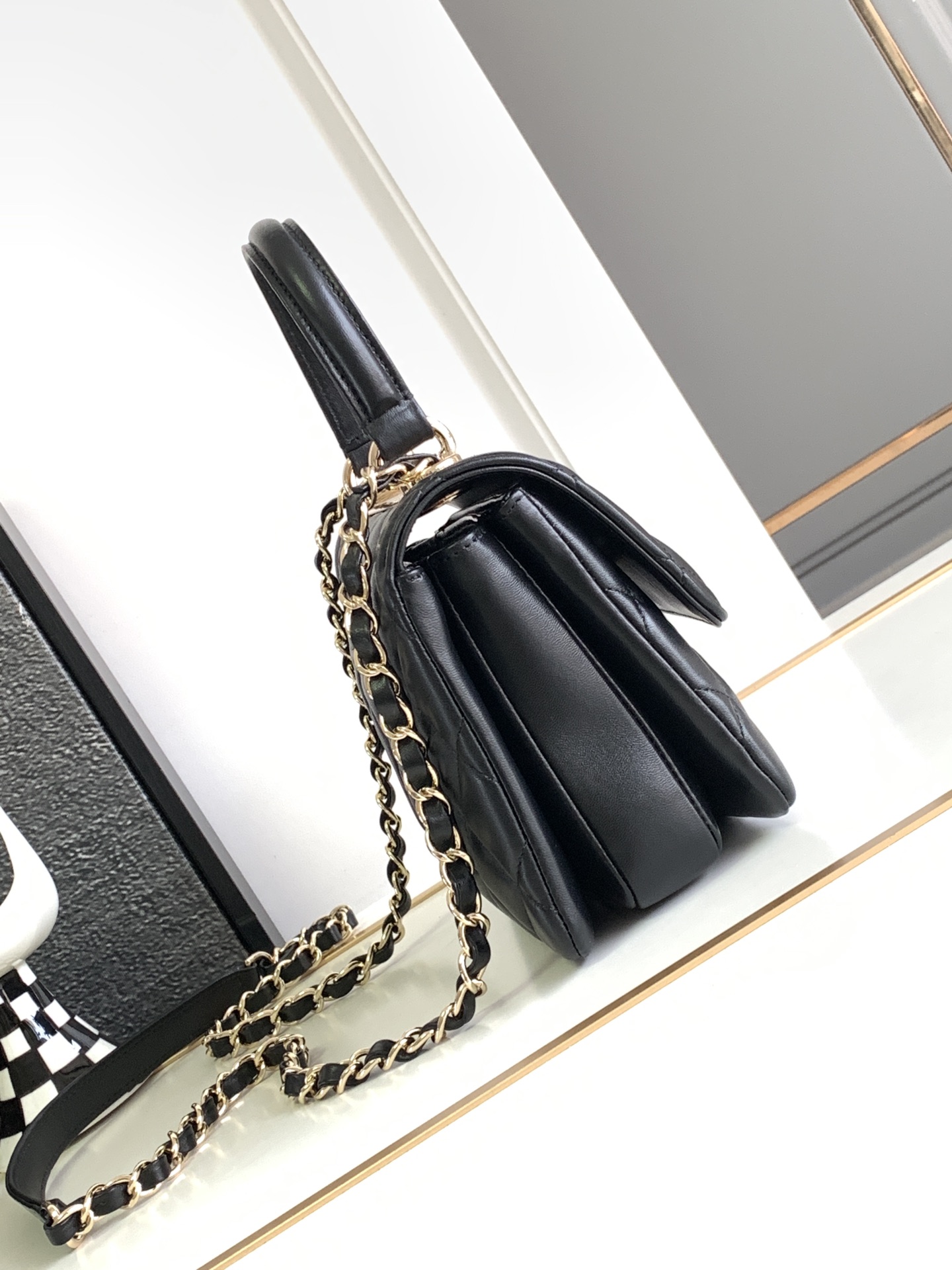 Chanel Basic Bag Sheepskin 19cm-m-l-s