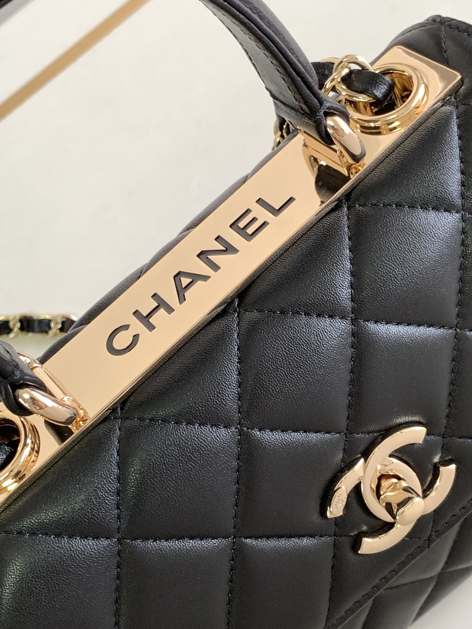 Chanel Basic Bag Sheepskin 19cm-m-l-s