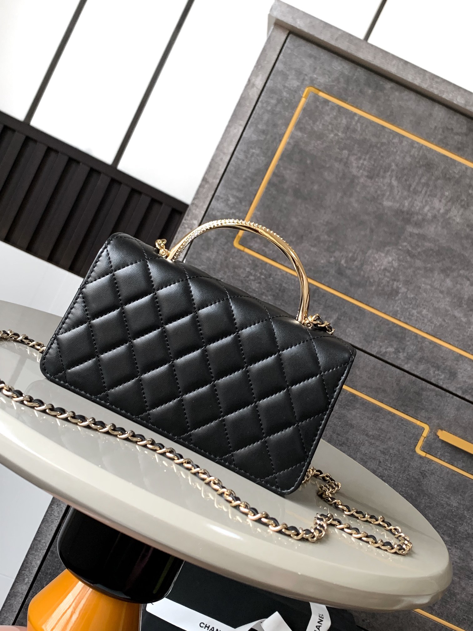 Chanel Basic Bag M-l