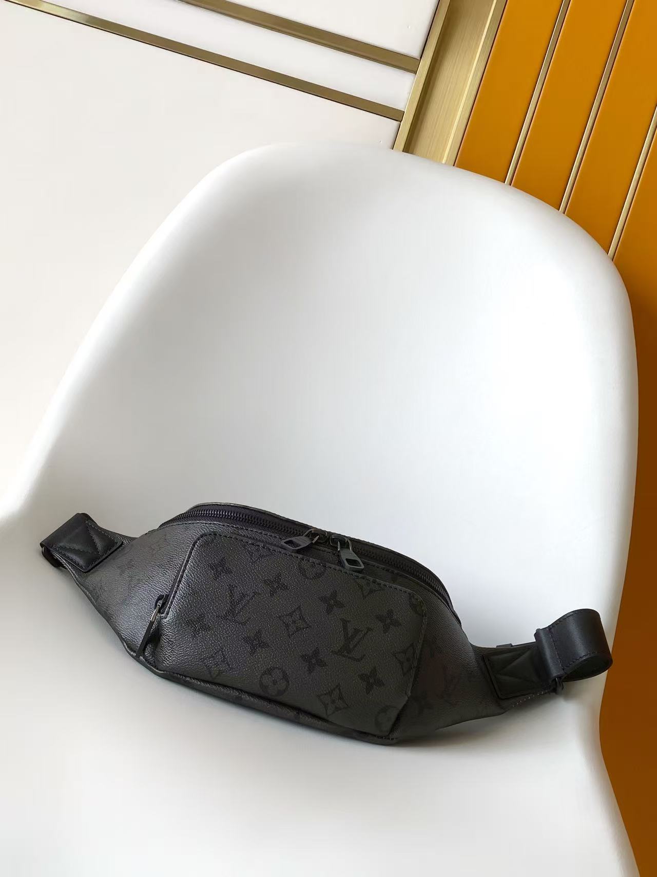 Louis Vuitton Basic Bag Cow Leather M-s