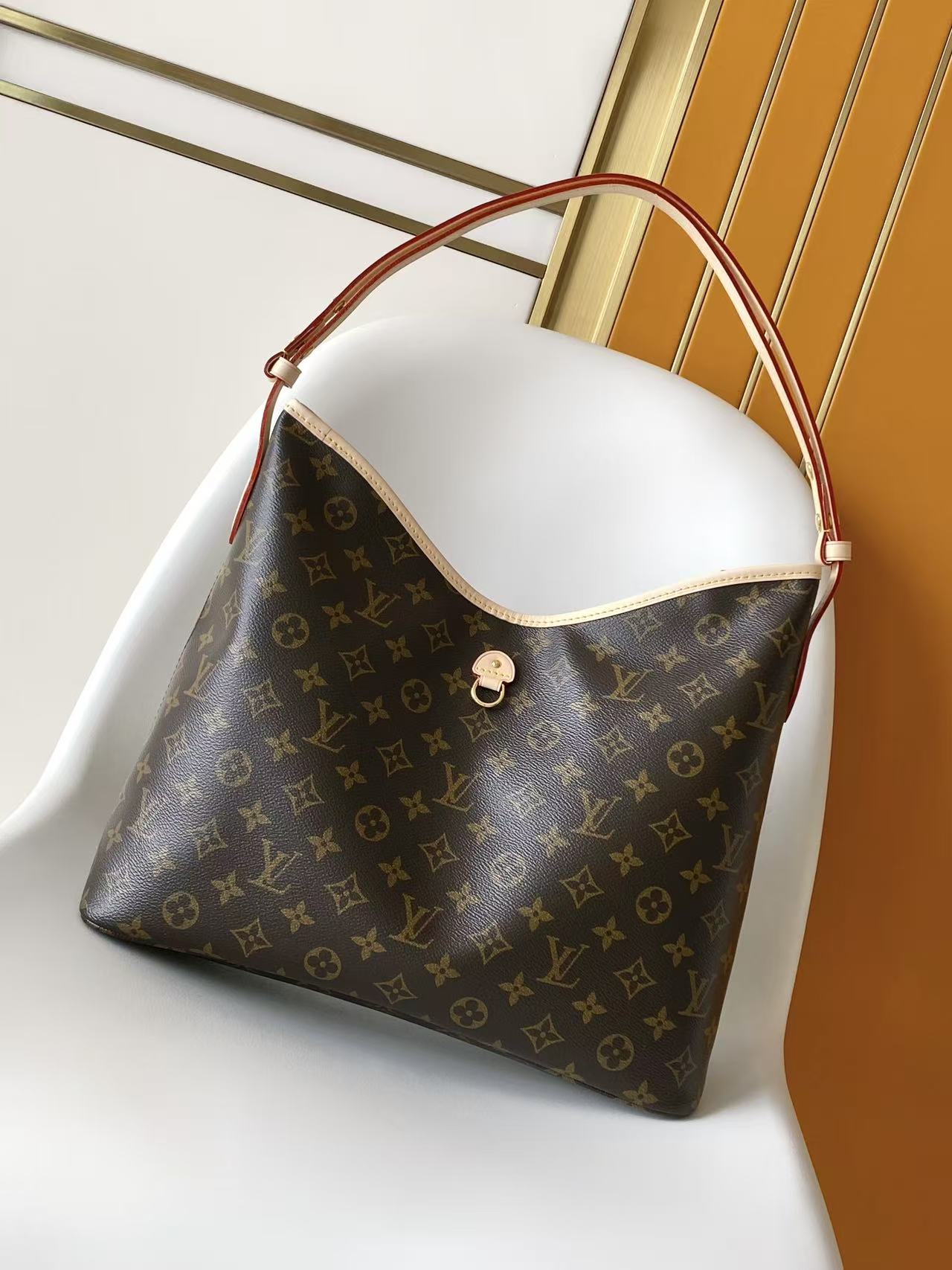 Louis Vuitton Basic Bag Cow Leather White M-l