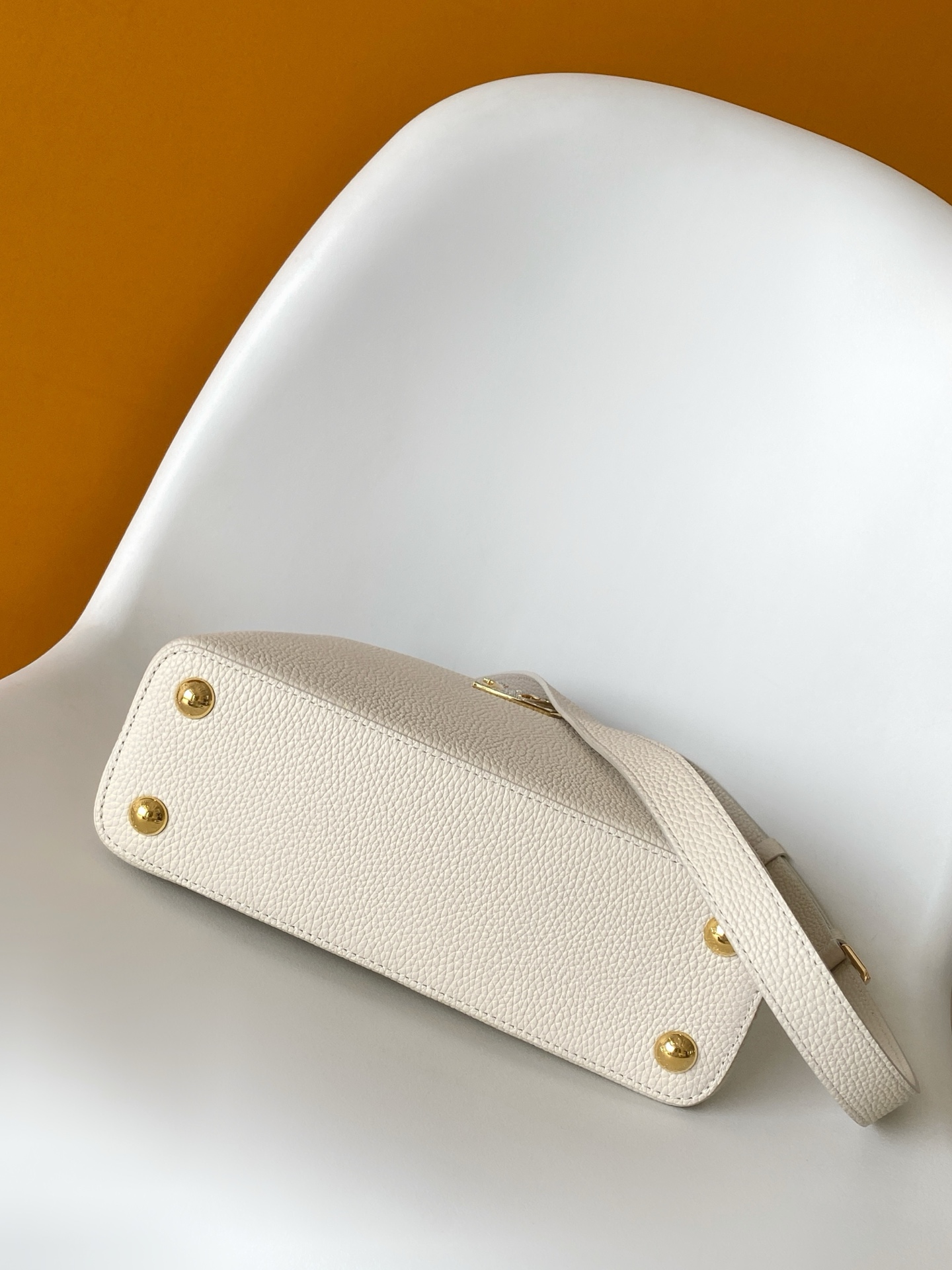 Louis Vuitton Basic Bag Cow Leather Black M-l-s