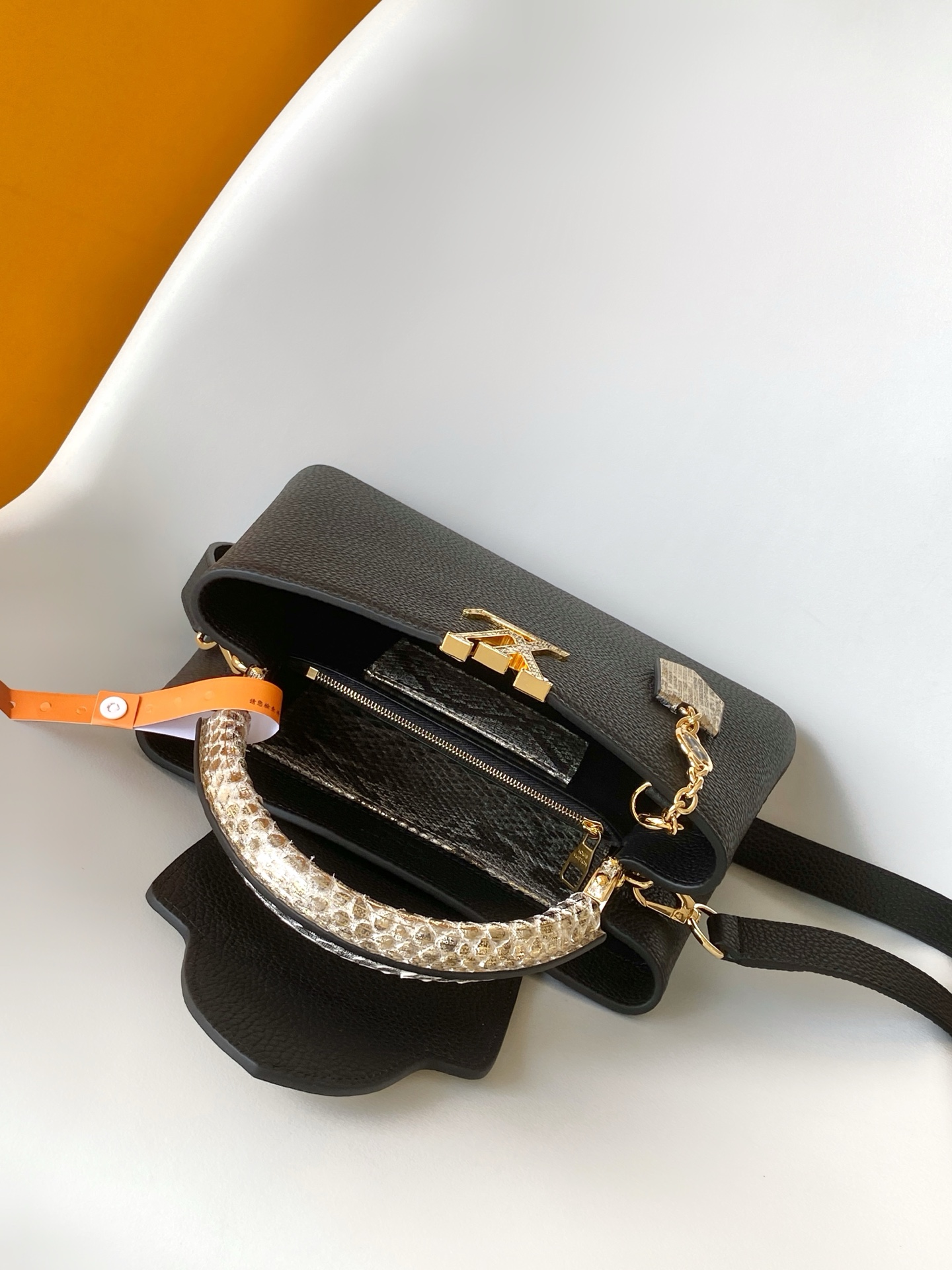 Louis Vuitton Basic Bag Cow Leather Black M-l-s