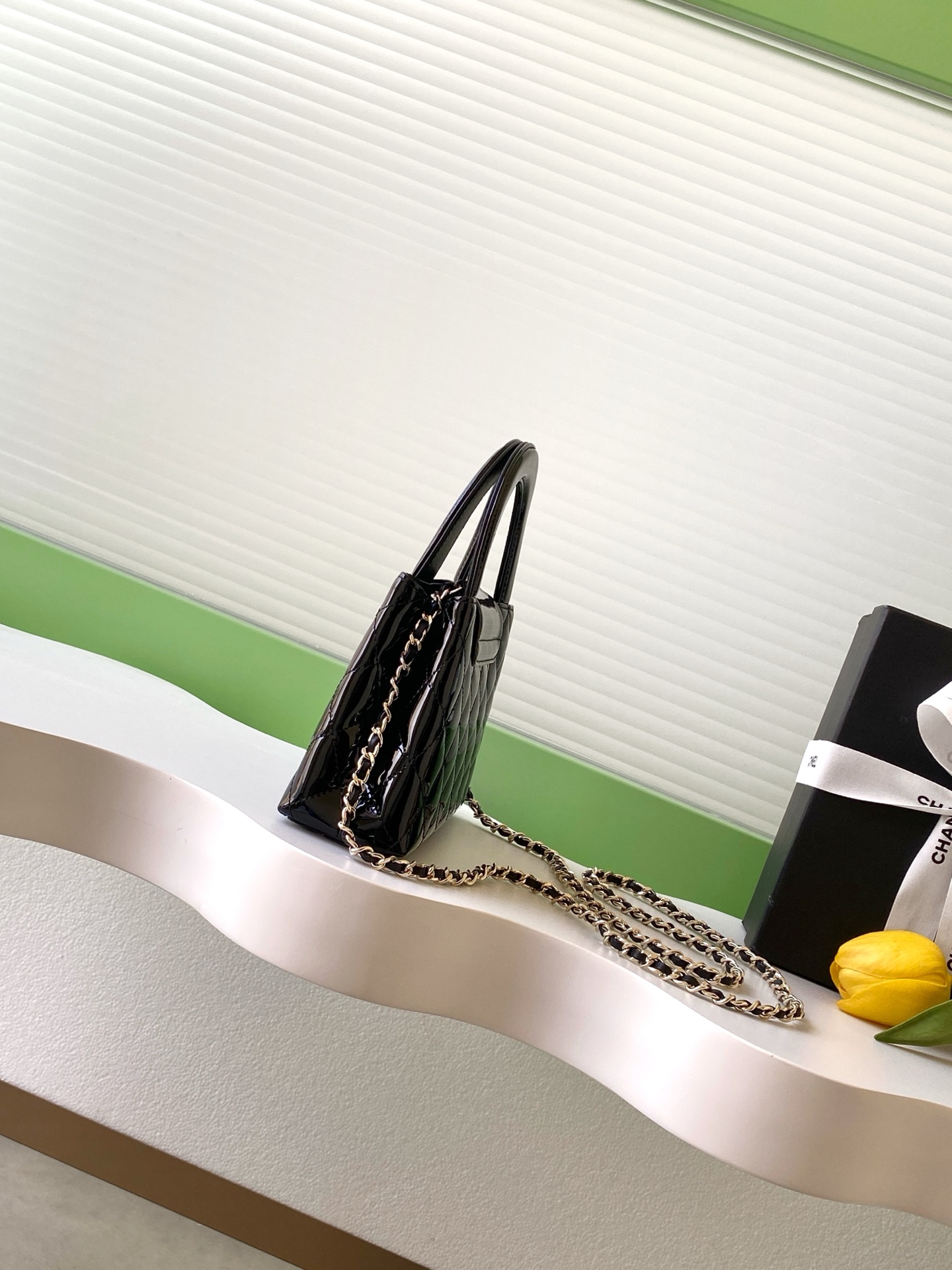 Chanel Basic Bag L-s