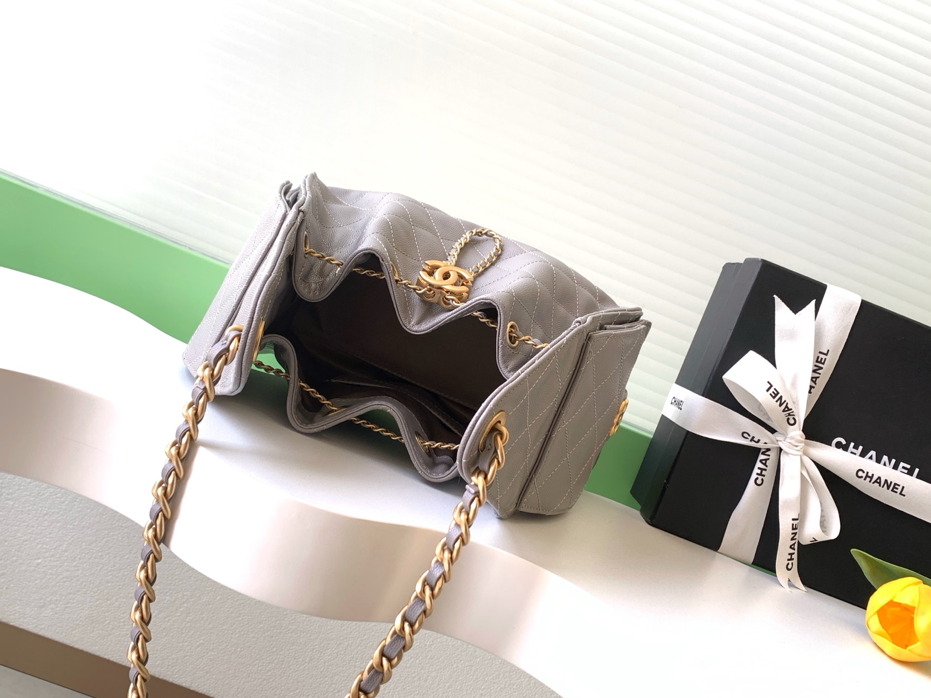 Chanel Bucket Bag L-s