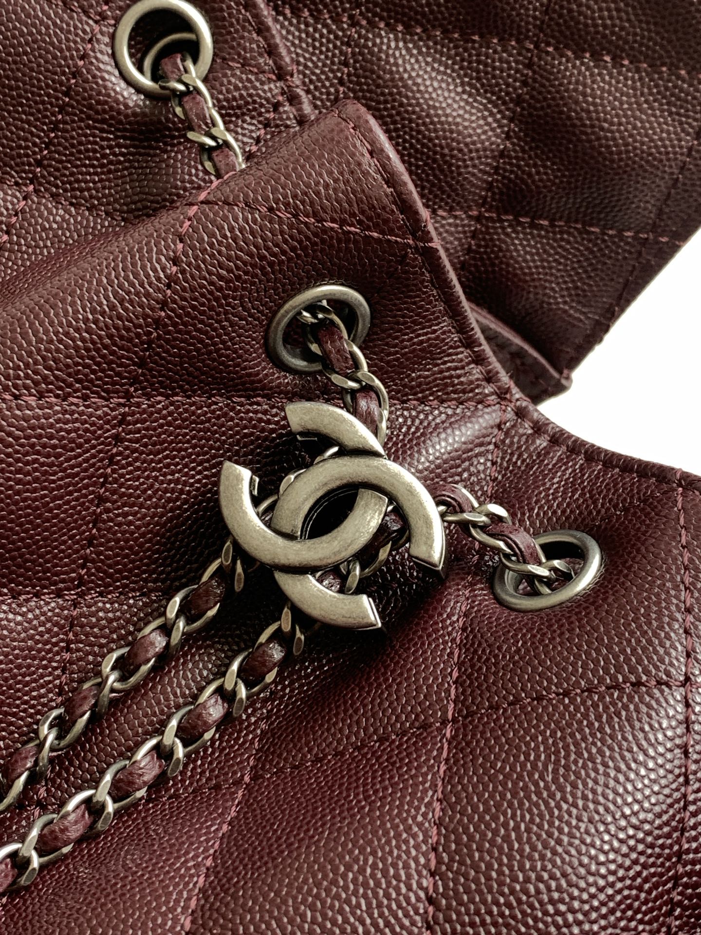 Chanel Bucket Bag L-s