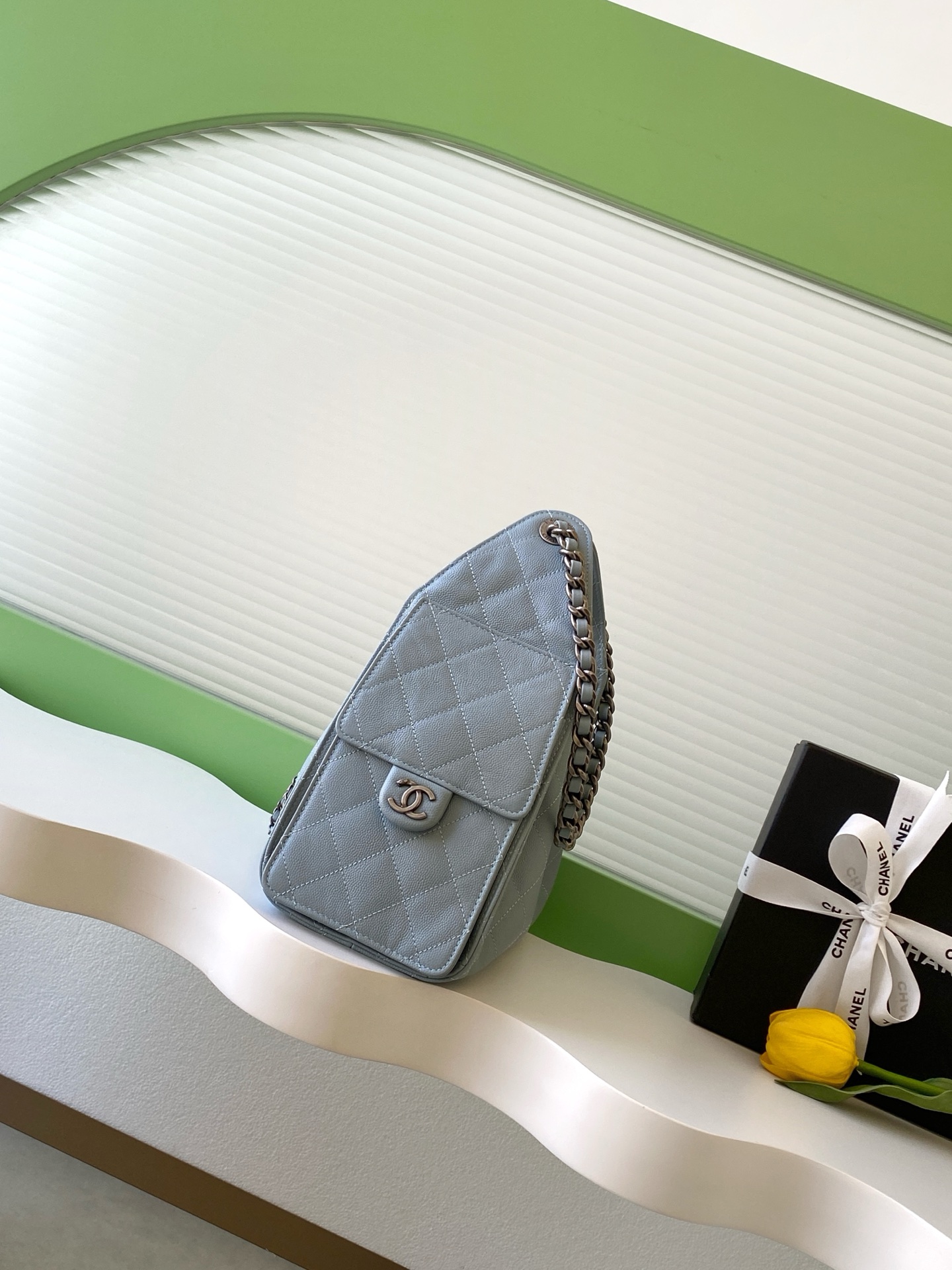 Chanel Bucket Bag L-s