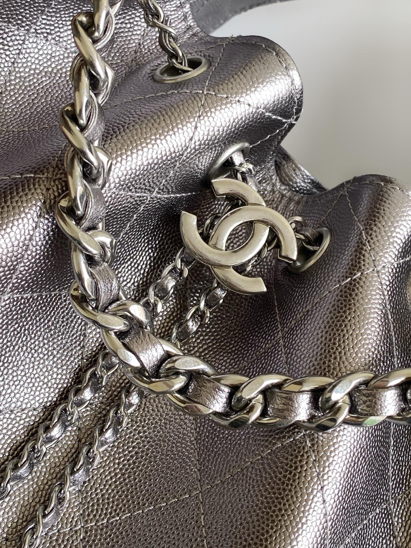 Chanel Bucket Bag L-s