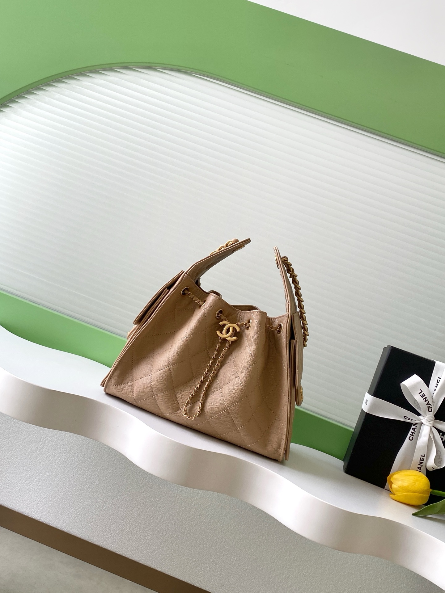 Chanel Bucket Bag L-s