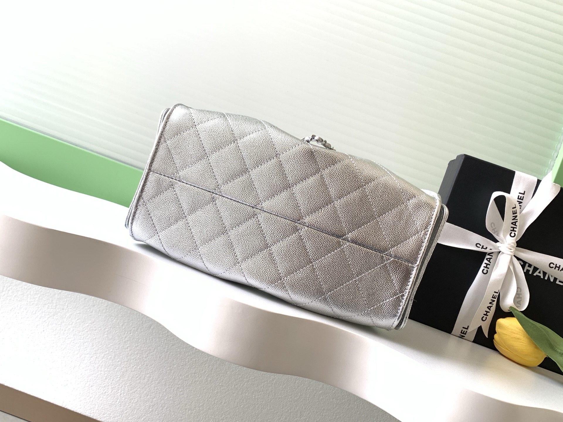 Chanel Bucket Bag L-s