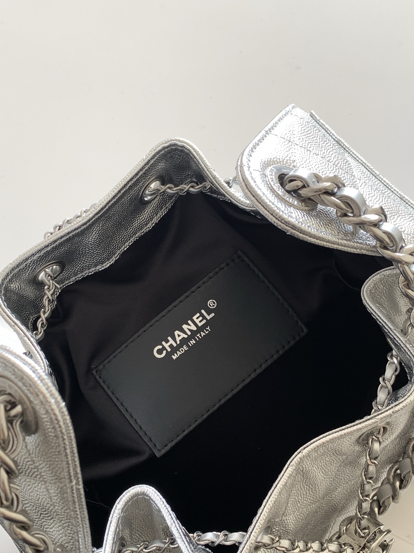 Chanel Bucket Bag L-s