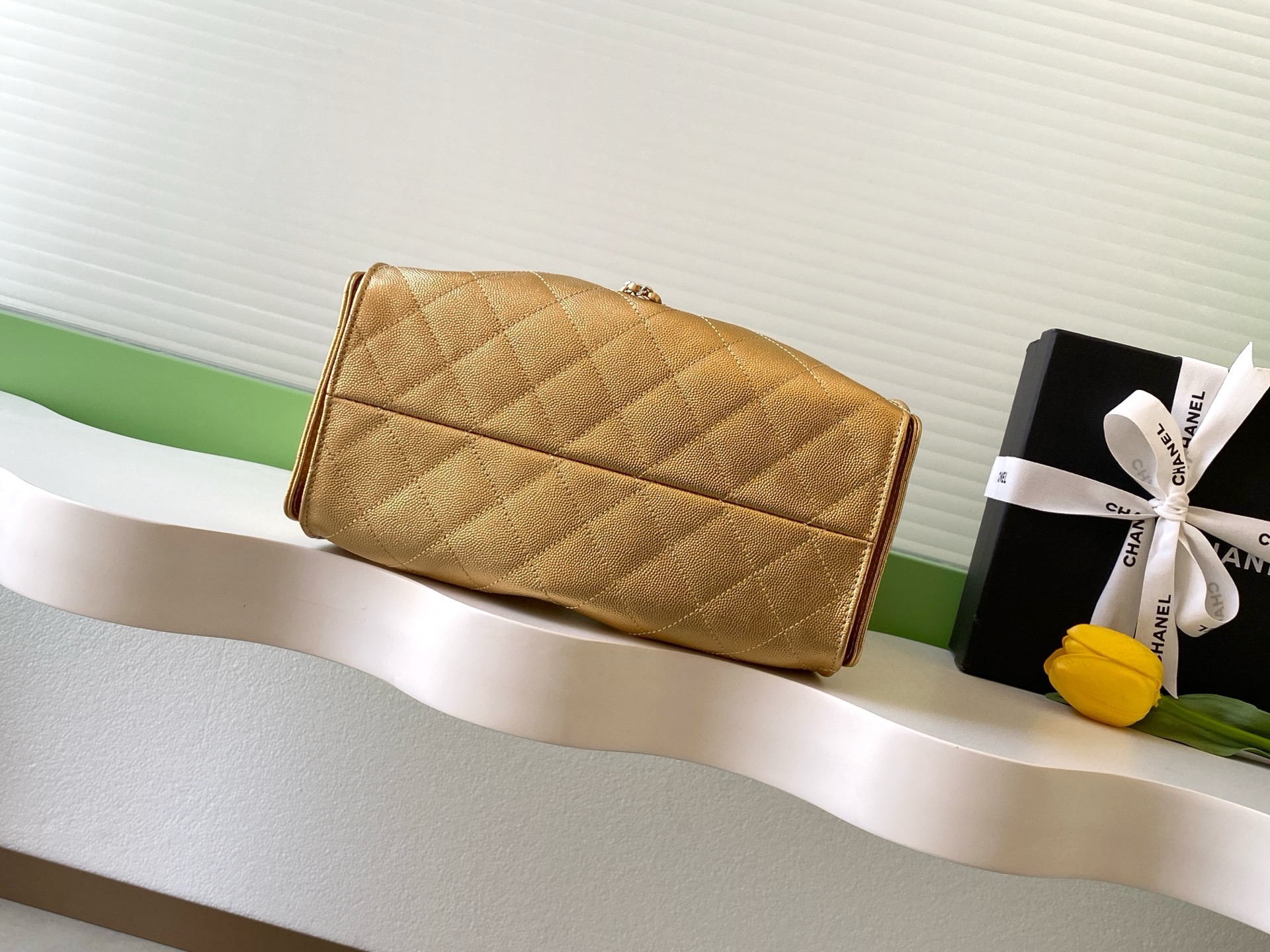 Chanel Bucket Bag L-s