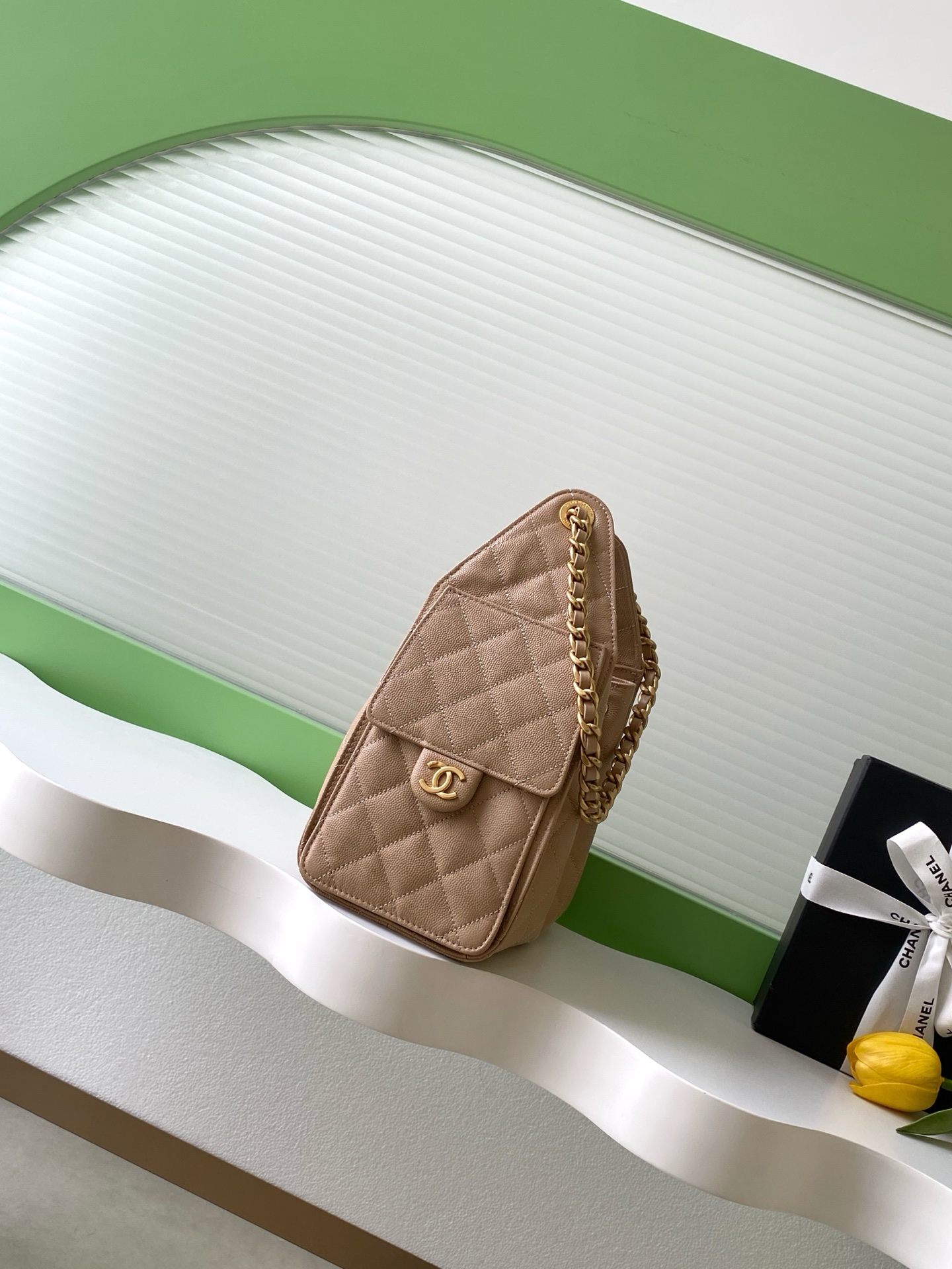 Chanel Bucket Bag L-s