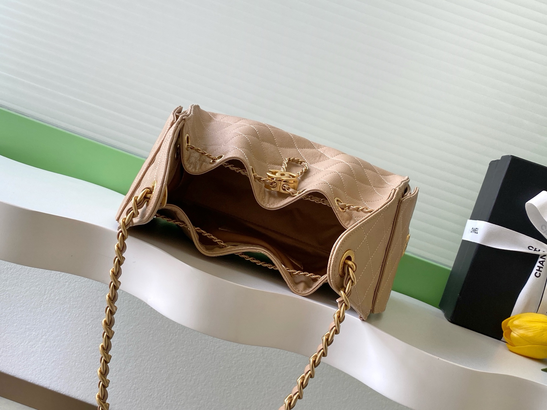 Chanel Bucket Bag L-s