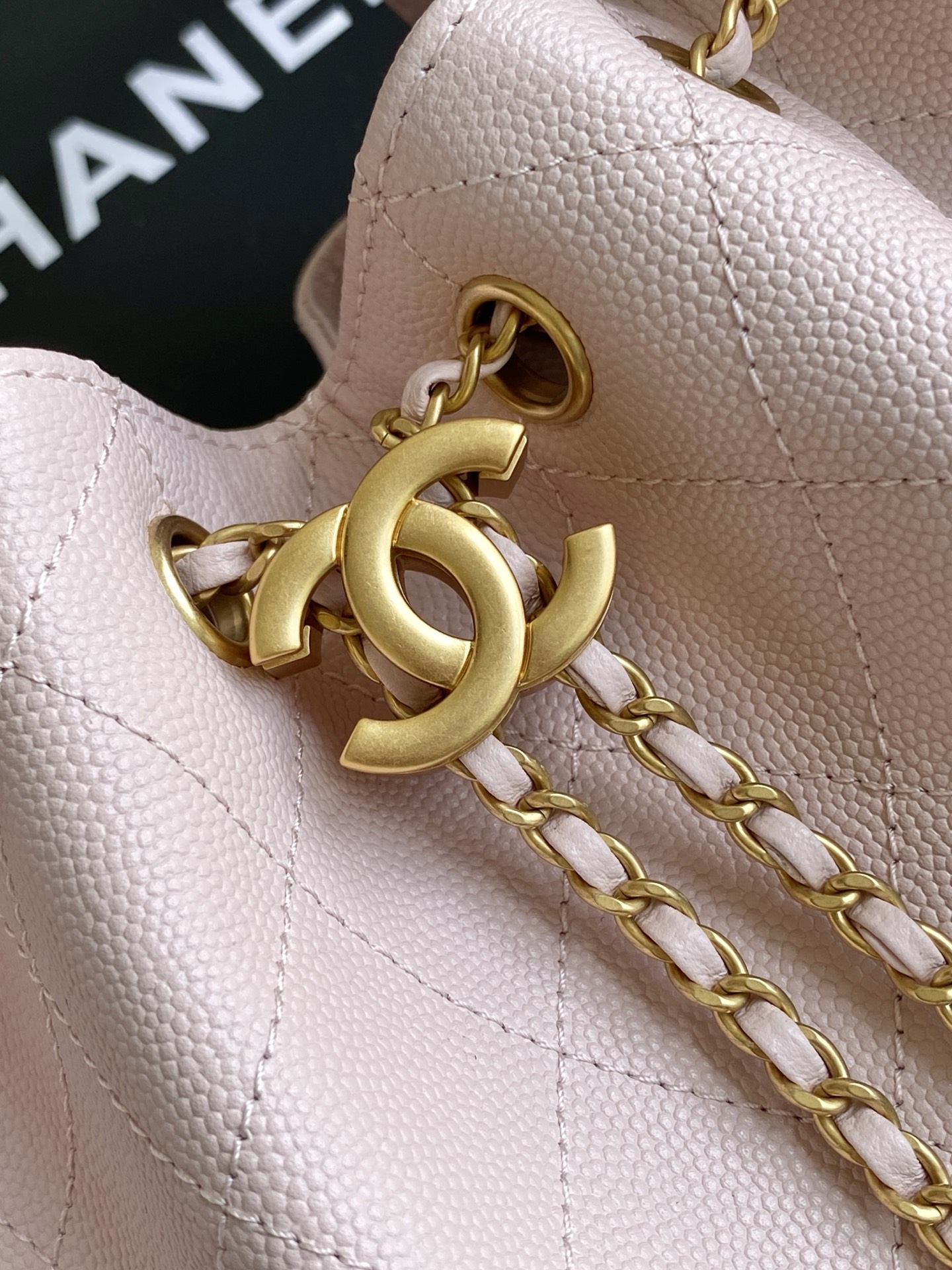 Chanel Bucket Bag L-s