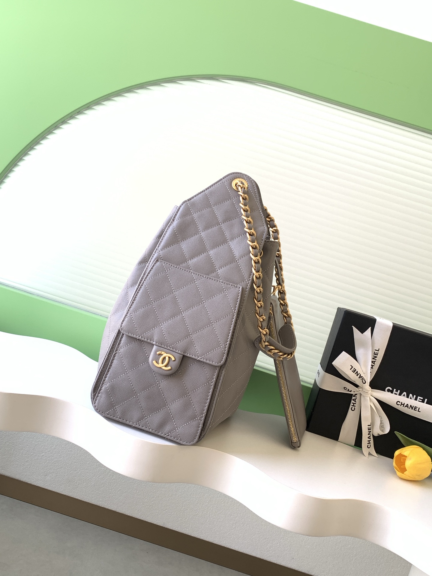 Chanel Bucket Bag L-s