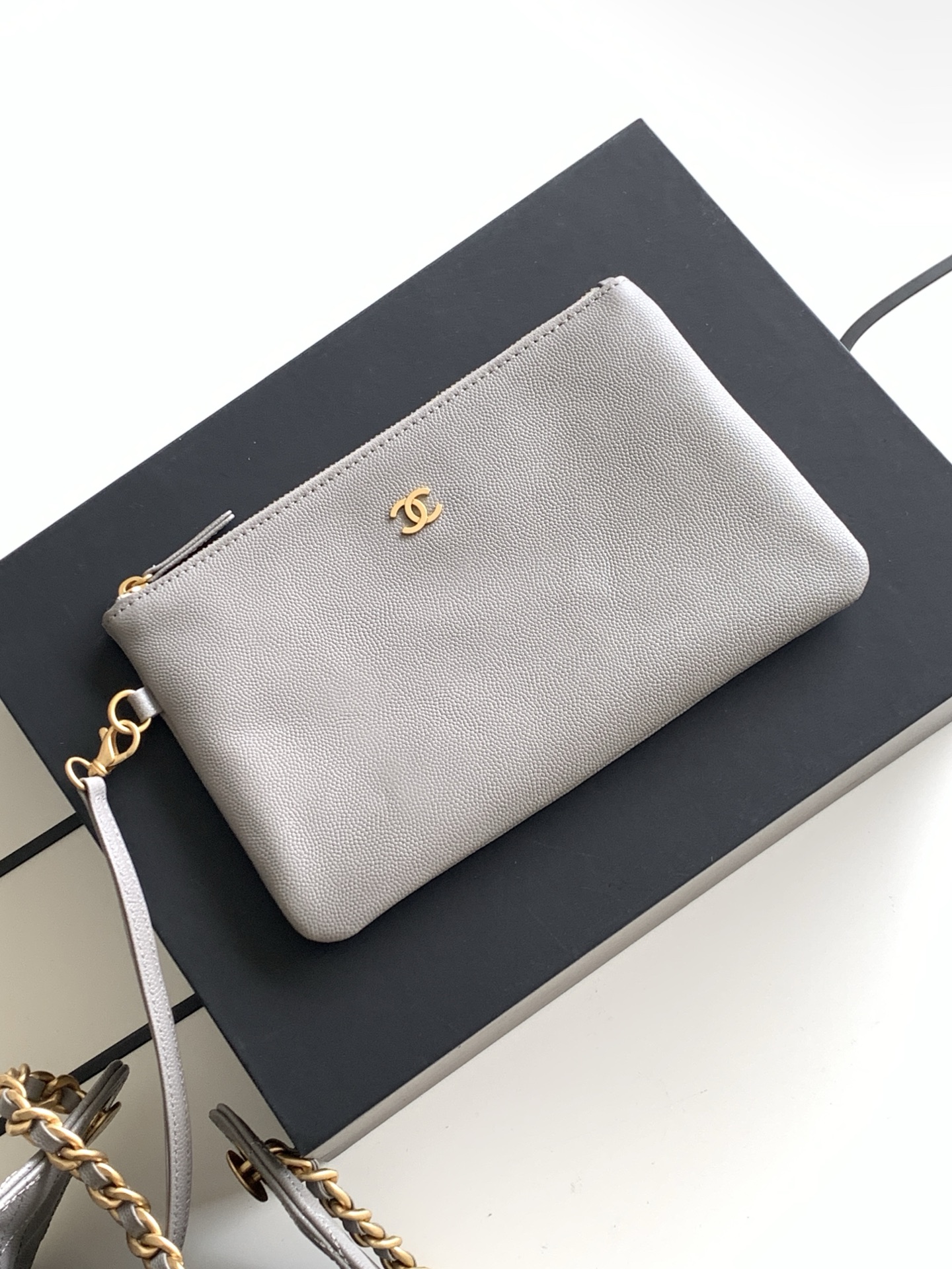 Chanel Bucket Bag L-s