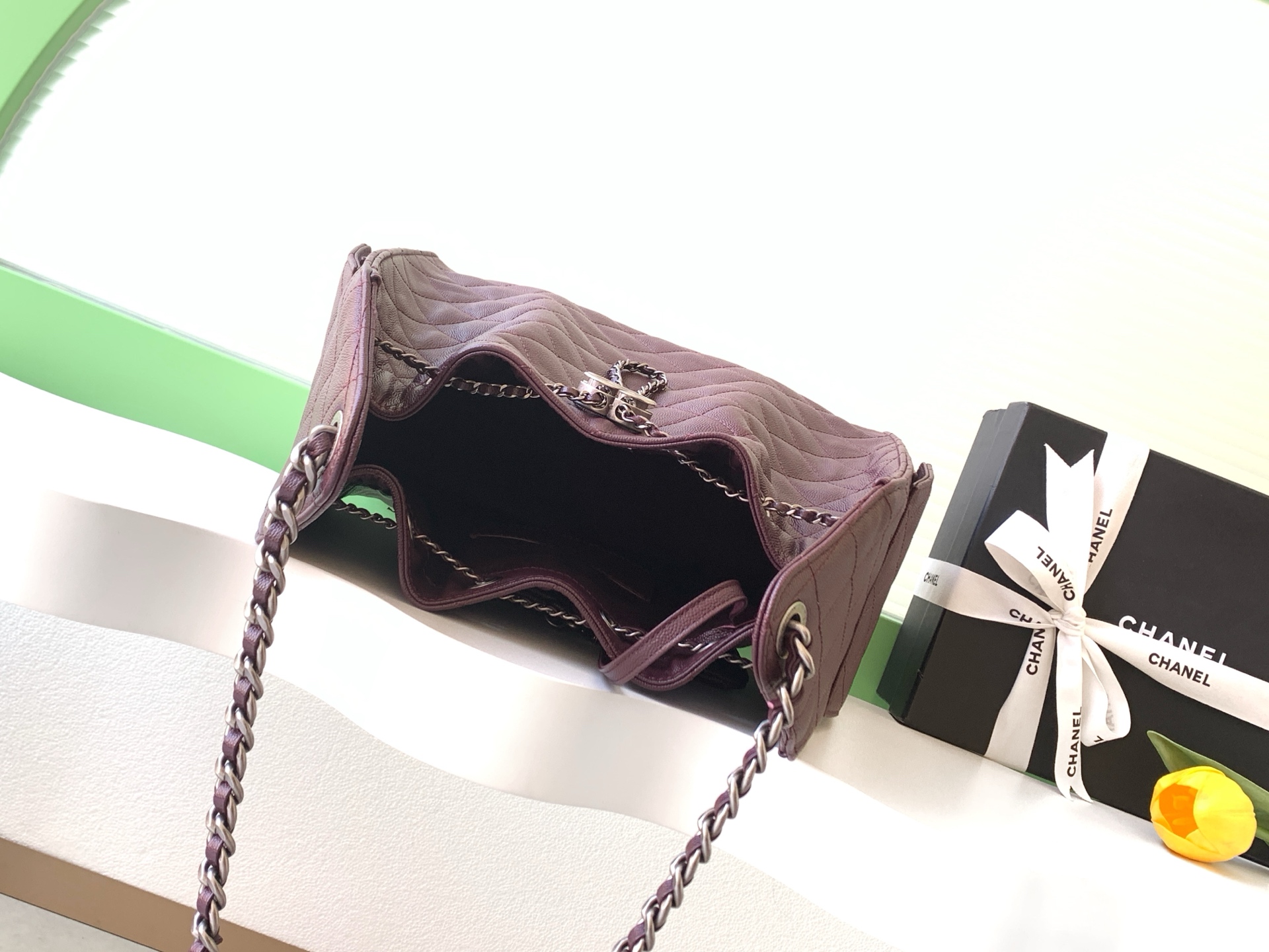 Chanel Bucket Bag L-s