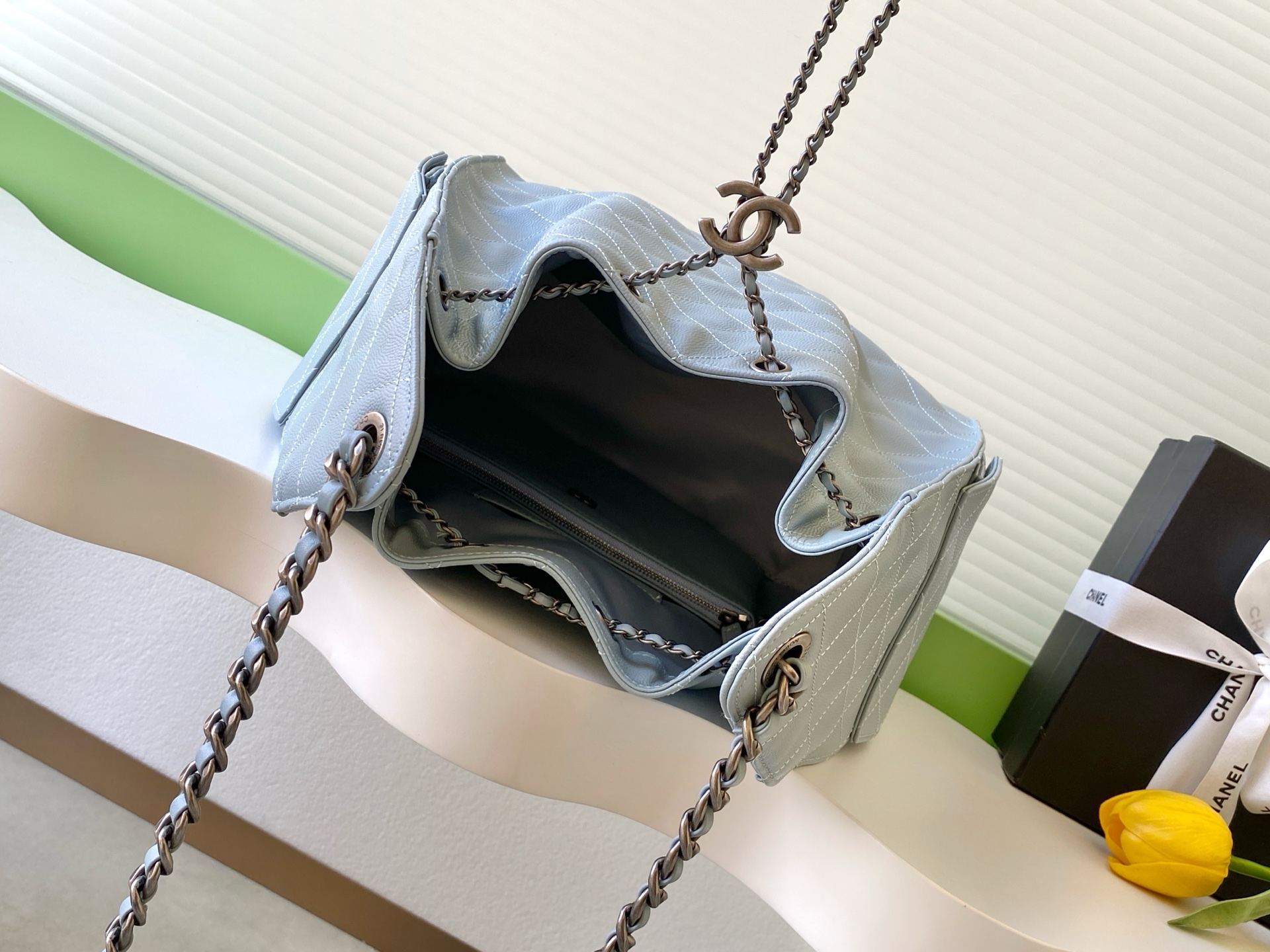 Chanel Bucket Bag L-s