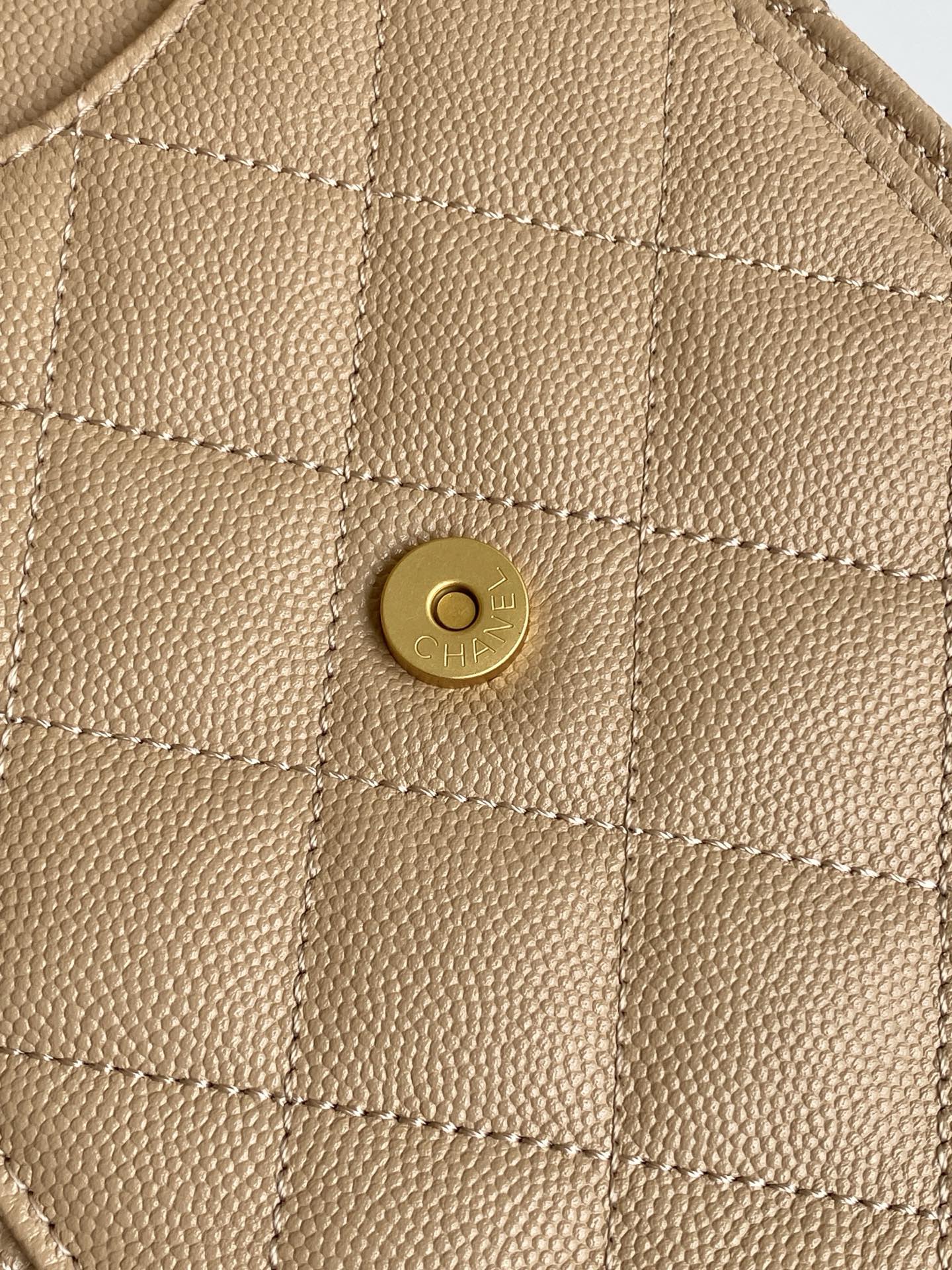 Chanel Bucket Bag L-s