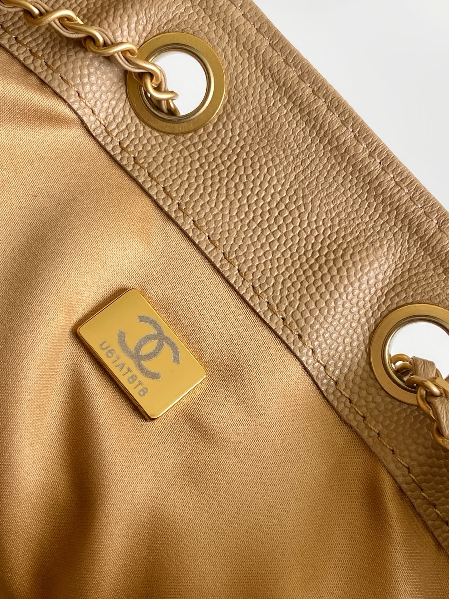 Chanel Bucket Bag L-s