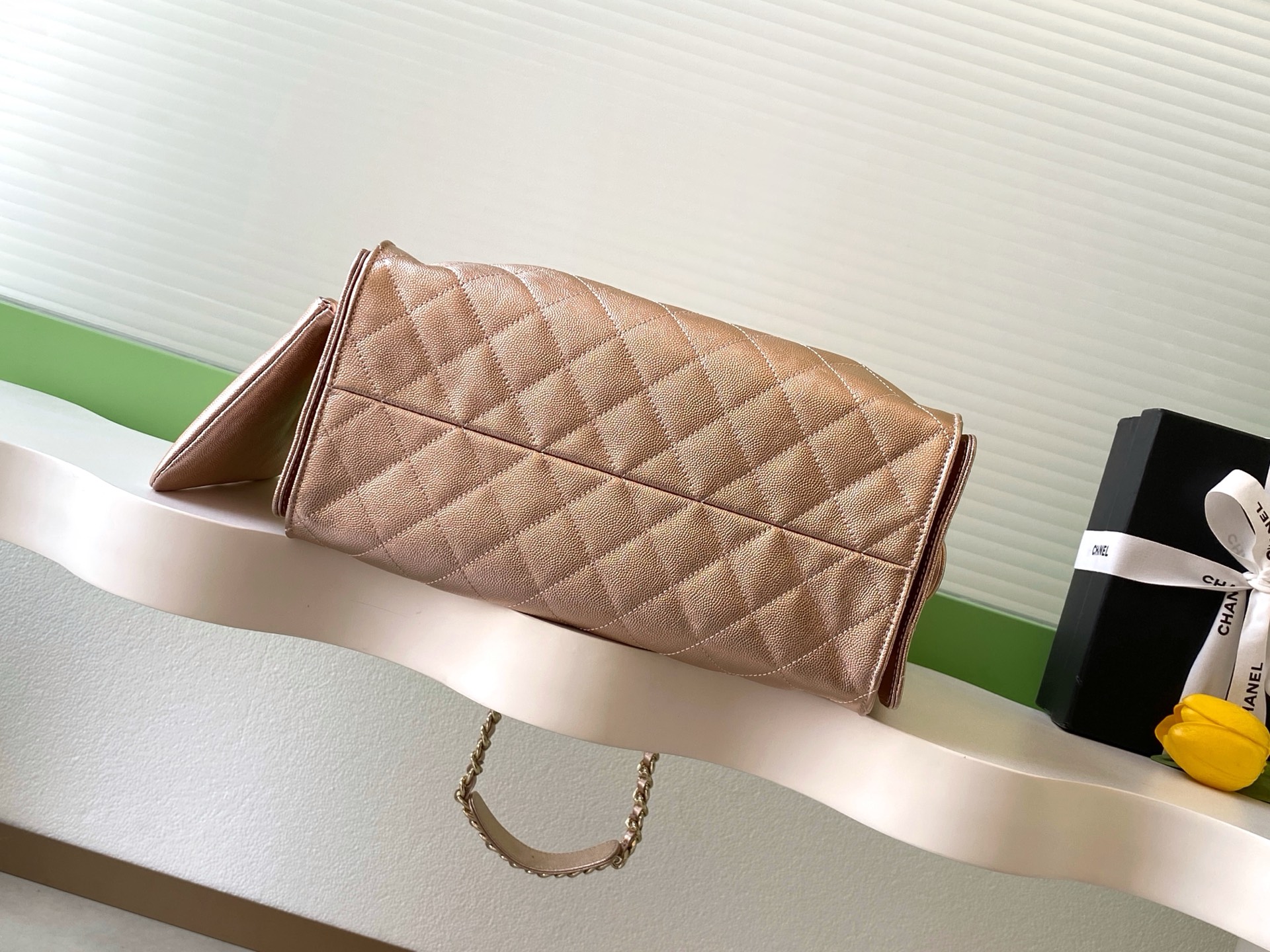 Chanel Bucket Bag L-s