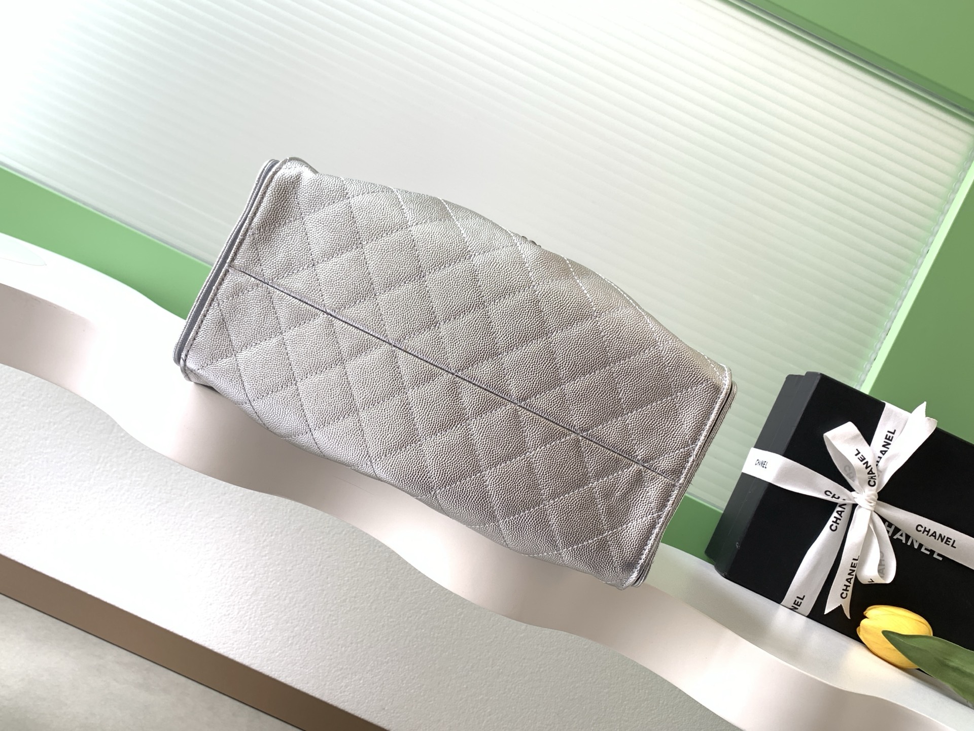 Chanel Bucket Bag L-s