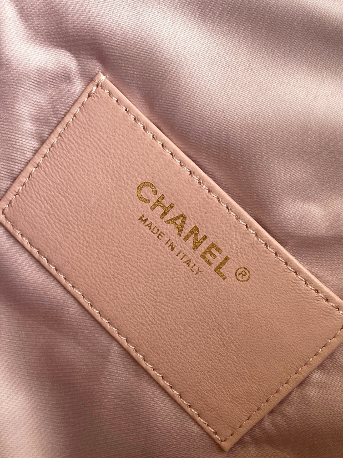 Chanel Bucket Bag L-s