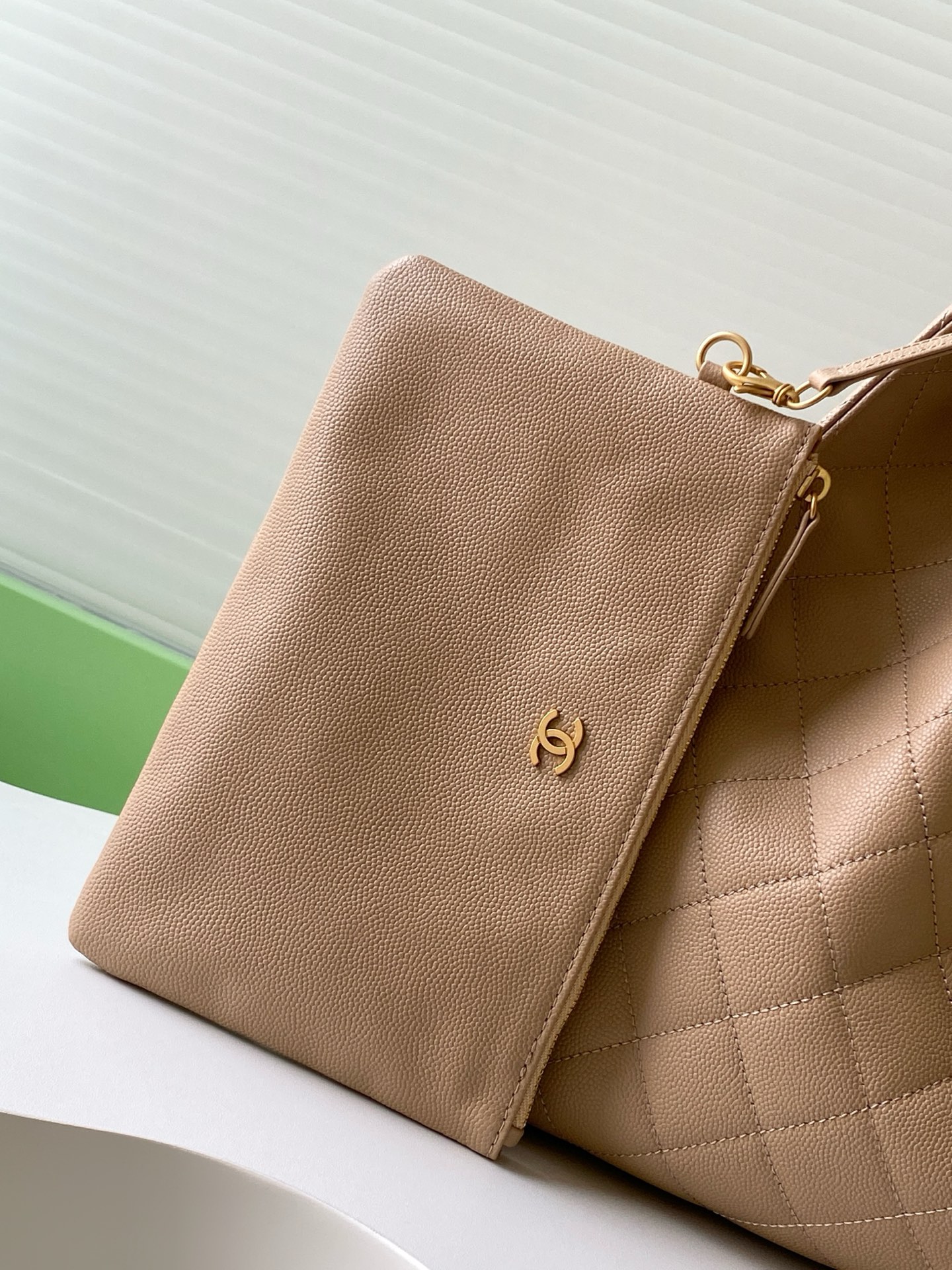 Chanel Bucket Bag L-s