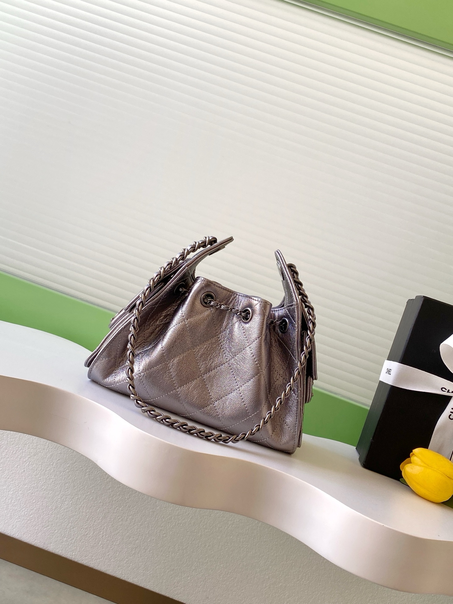 Chanel Bucket Bag L-s