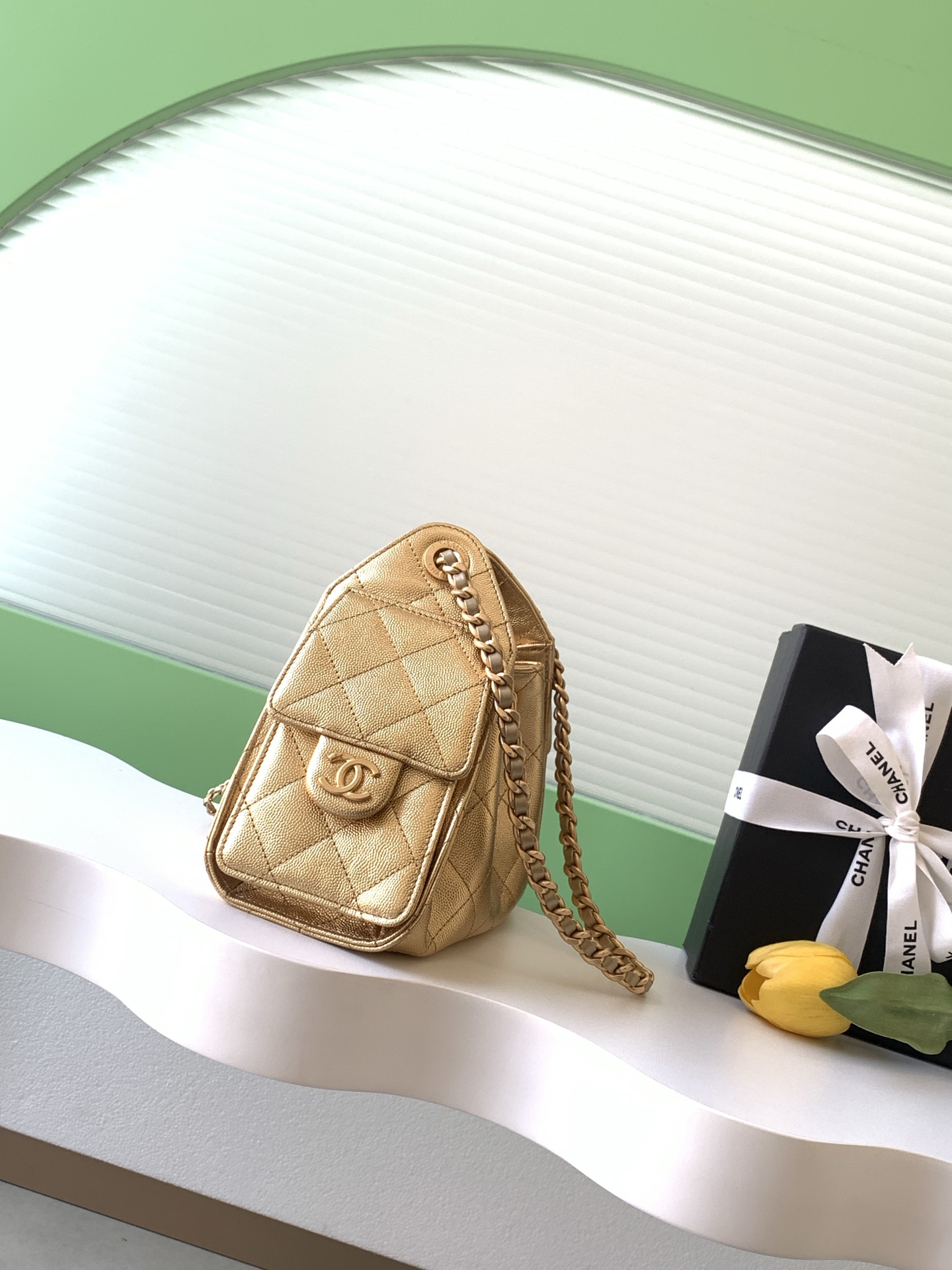 Chanel Bucket Bag L-s