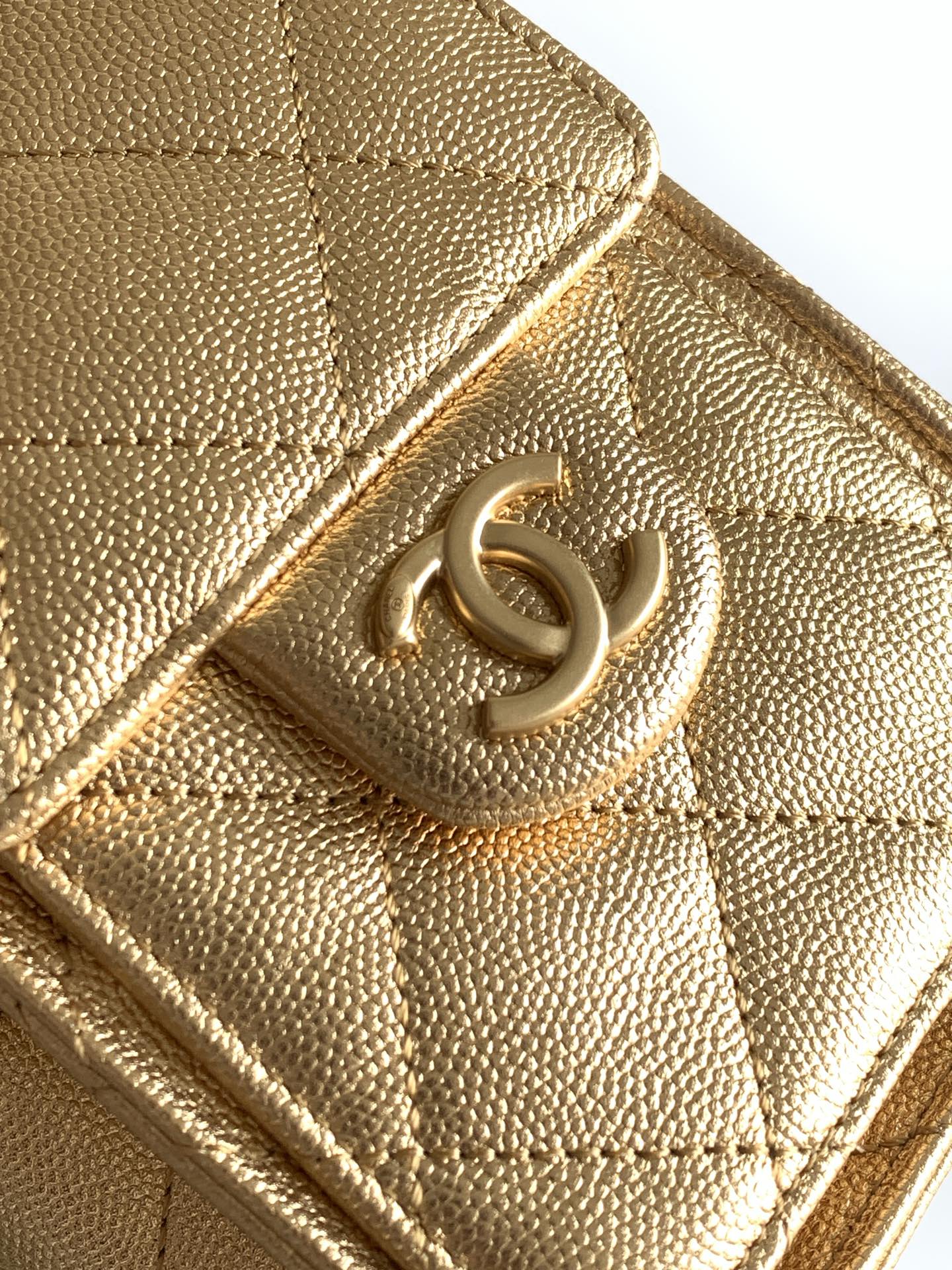 Chanel Bucket Bag L-s