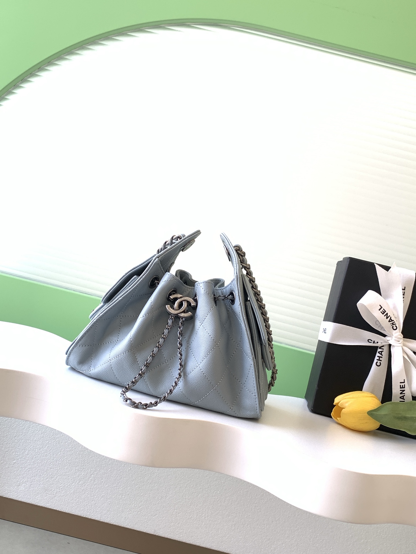 Chanel Bucket Bag L-s