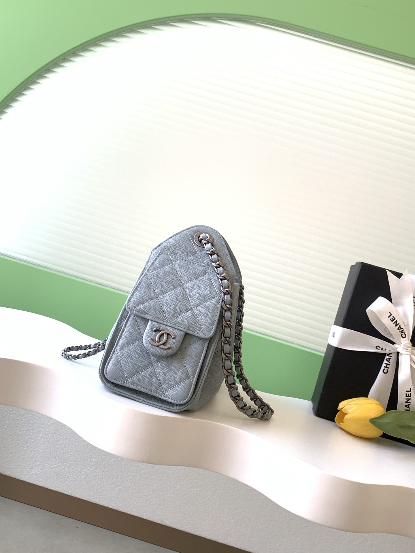 Chanel Bucket Bag L-s